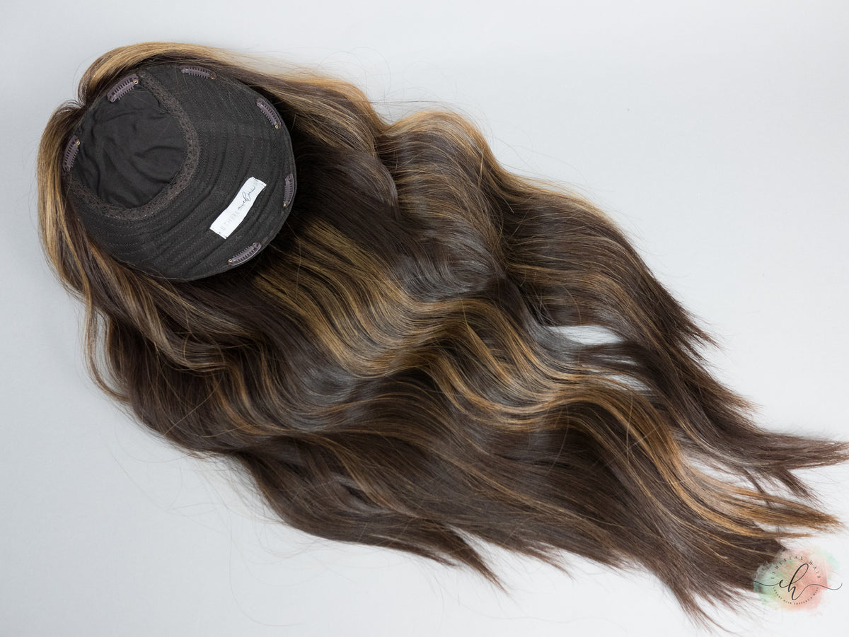 “HAZELNUT CRUNCH" Exquisite Topper: Silk Top, 9x9, 25"