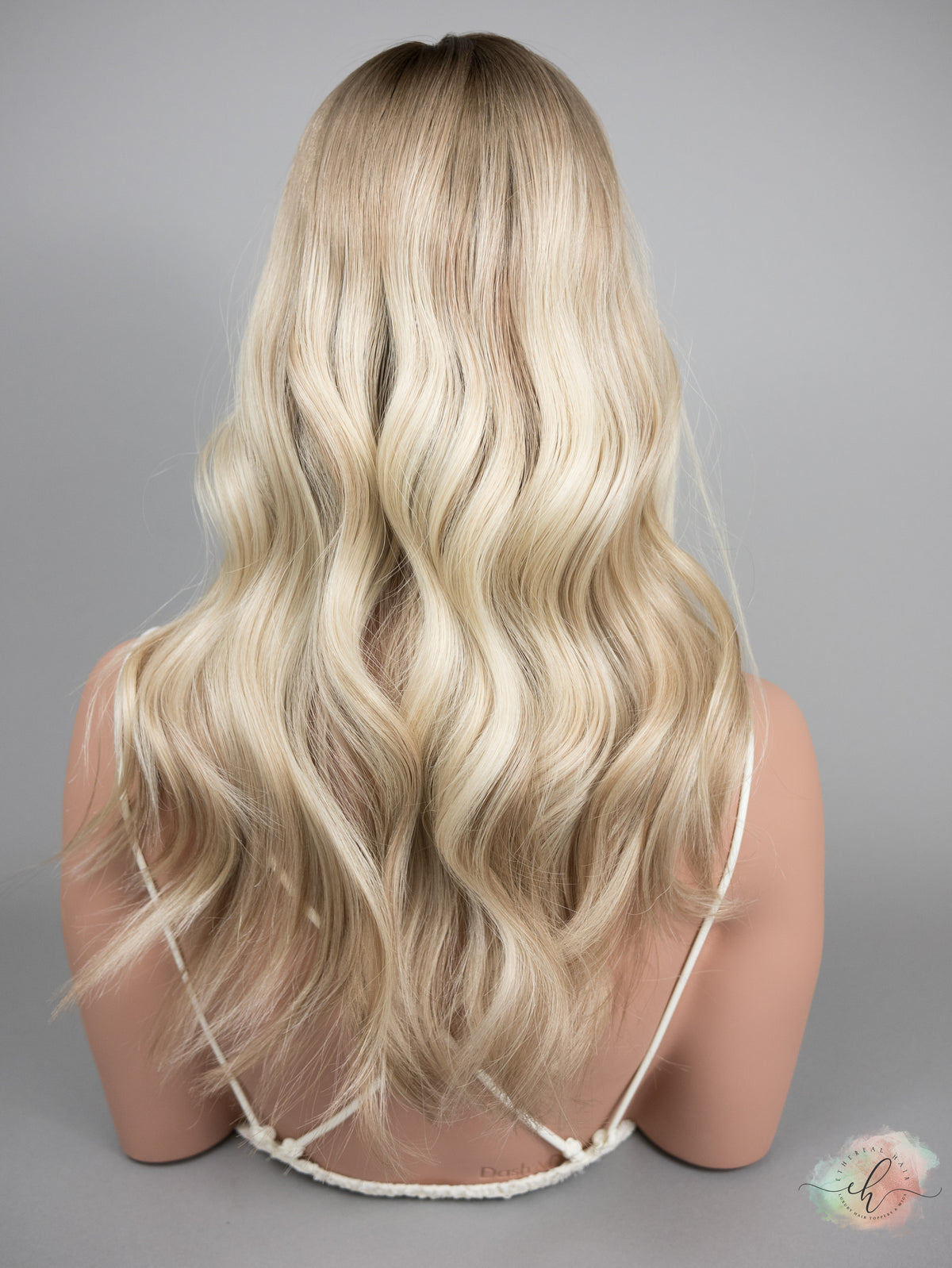 “POOL PARTY&quot; Exquisite Topper: Silk Top, 9x9, 20&quot;