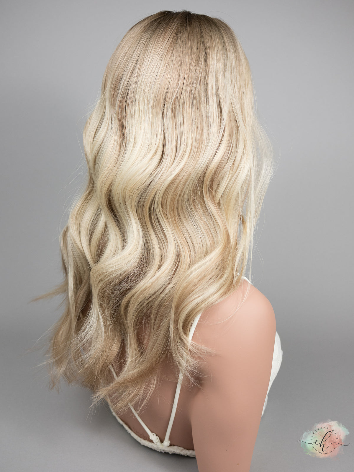 “POOL PARTY&quot; Exquisite Topper: Silk Top, 9x9, 20&quot;