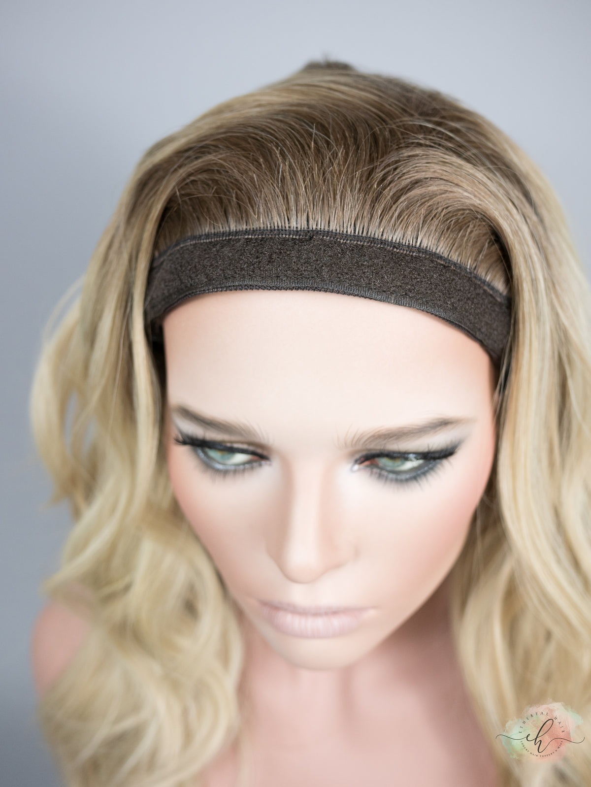 “SAGEY&quot; Premium Pony Wig: Sz. S/M, 21-22&quot;