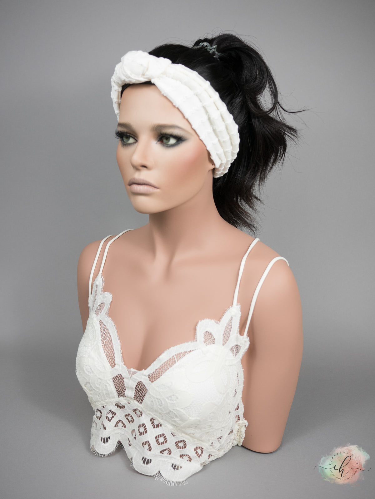“RAVEN" Premium Pony Wig: Sz. S, 23-24"
