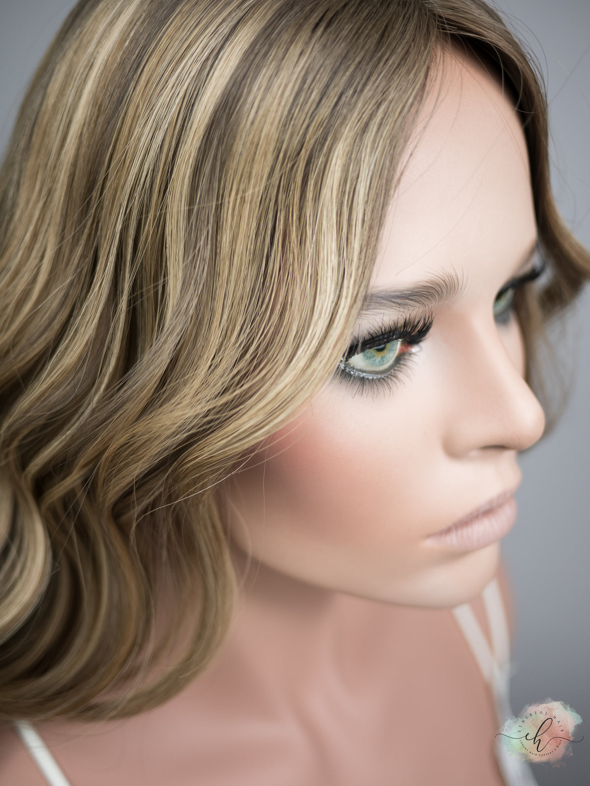 “TINSLEY&quot; Premium Topper: Silk Top, 9x9, 22&quot;, High Density