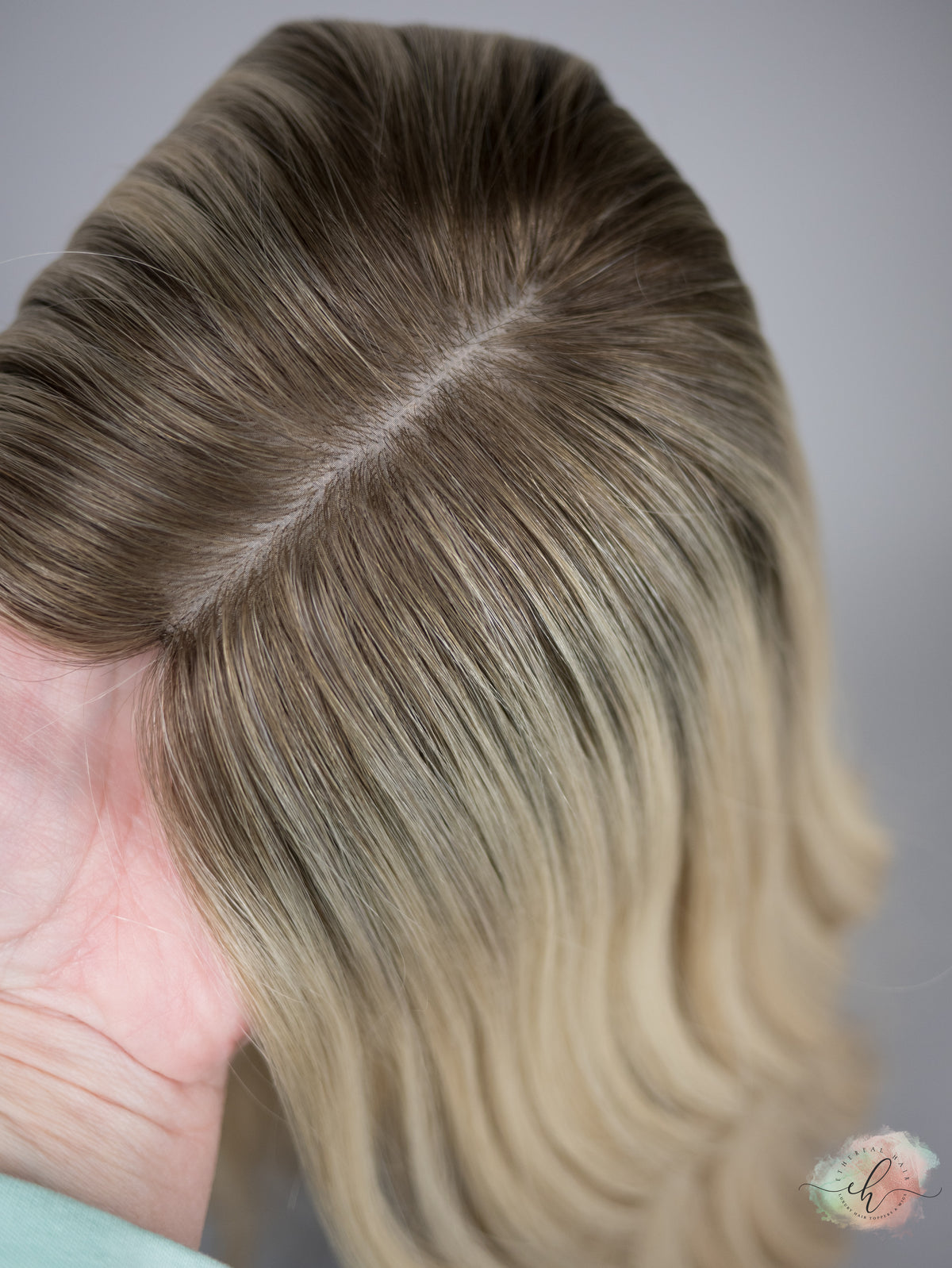 “GWEN&quot; Premium Topper: Silk Top, 8x8, 19&quot;