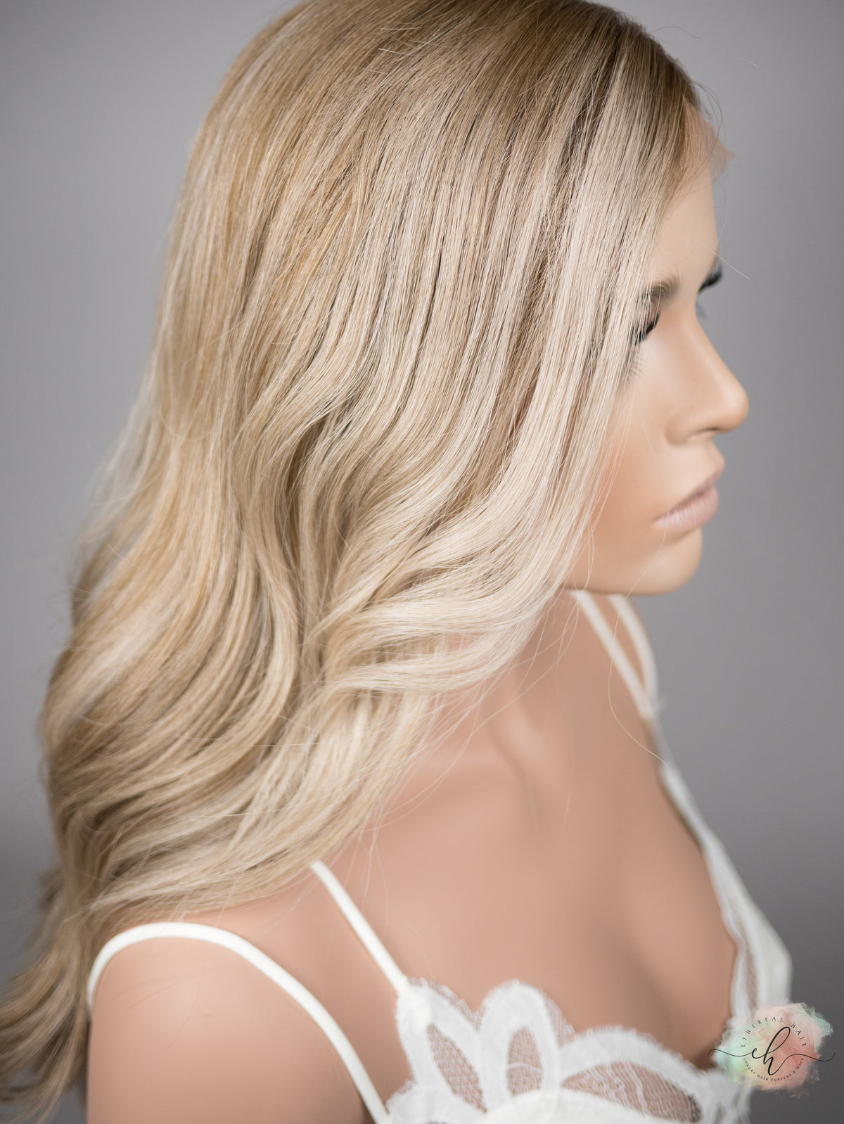 “THE BEES KNEES&quot; Exquisite Wig: Lace Top, Sz. M, 22-23&quot;