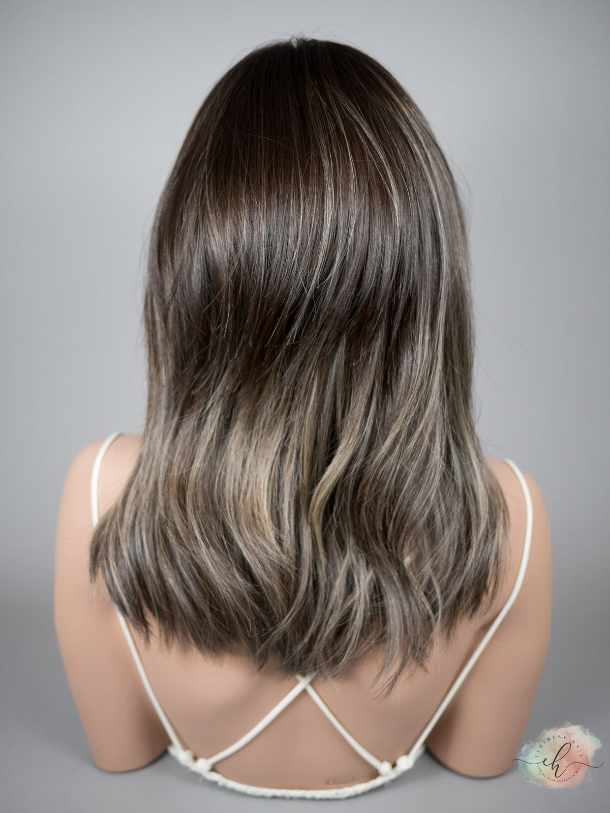 “STRAIGHT TO IT&quot; Exquisite Wig: Silk Top, Sz. M, 18&quot;