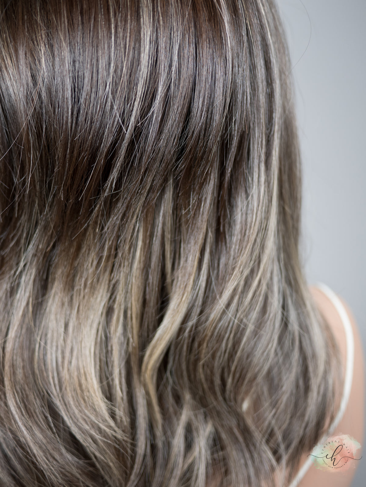 “STRAIGHT TO IT&quot; Exquisite Wig: Silk Top, Sz. M, 18&quot;