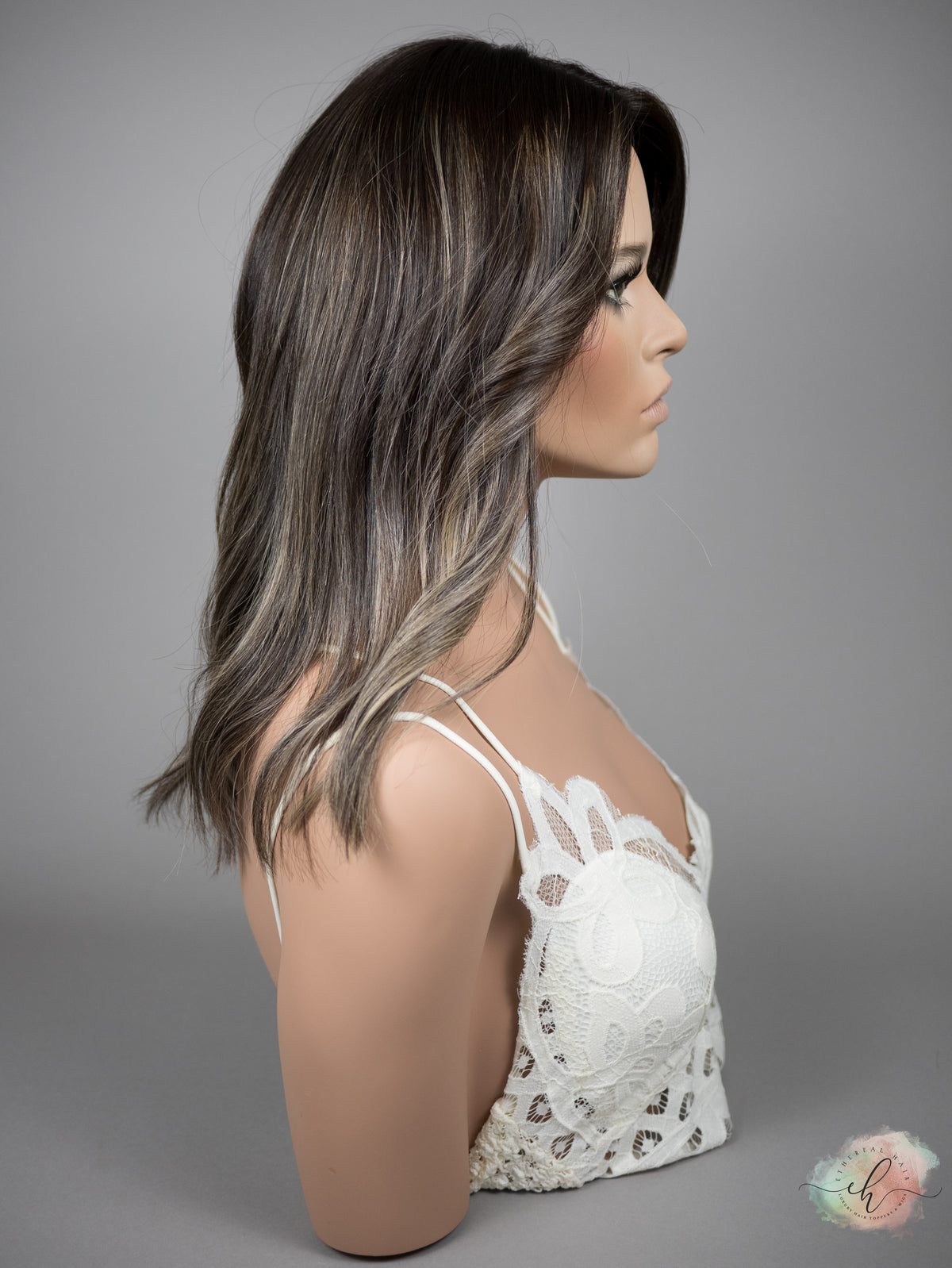 “STRAIGHT TO IT&quot; Exquisite Wig: Silk Top, Sz. M, 18&quot;