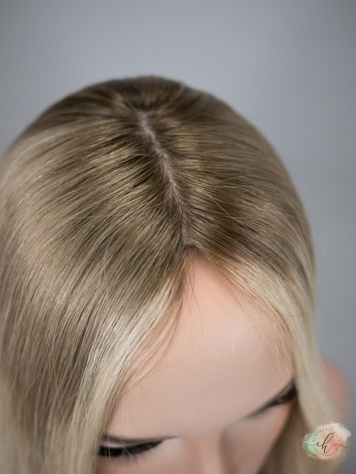 “BEE HAPPY&quot; Exquisite Topper: Silk Top, 9x9, 25&quot;