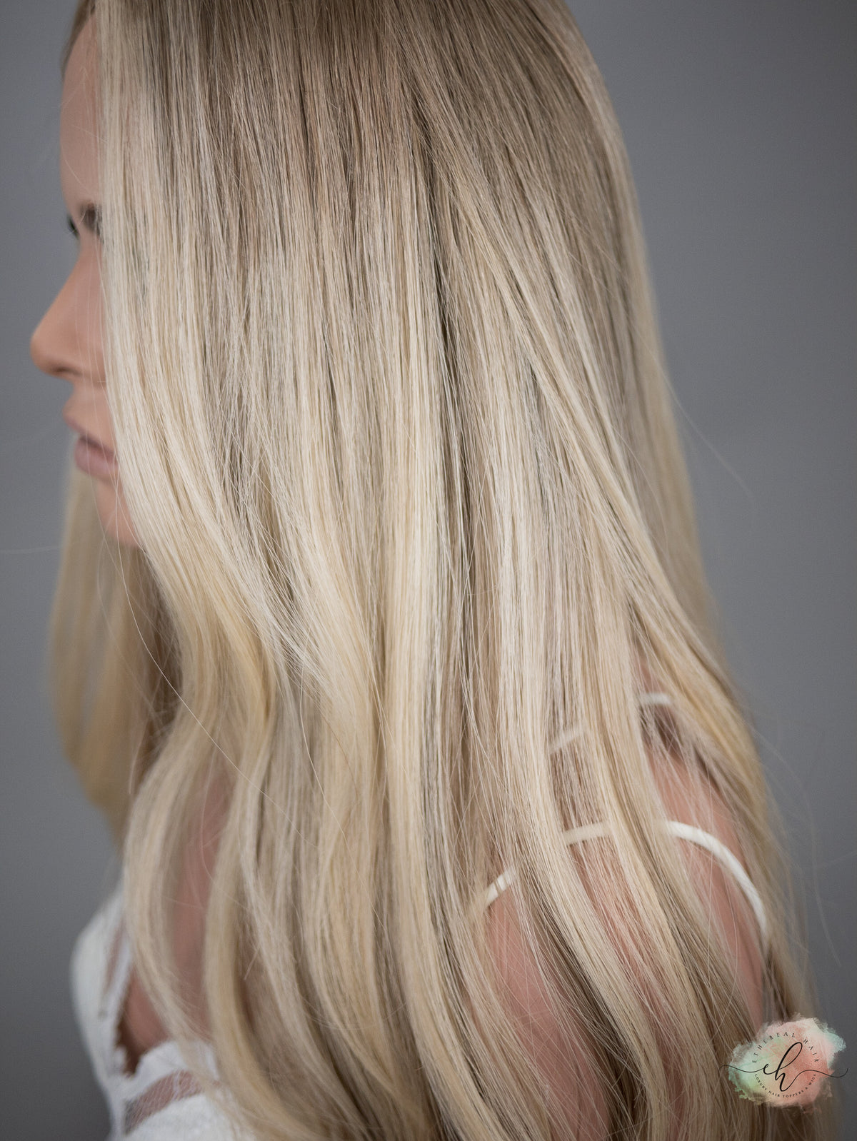 “BEE HAPPY&quot; Exquisite Topper: Silk Top, 9x9, 25&quot;