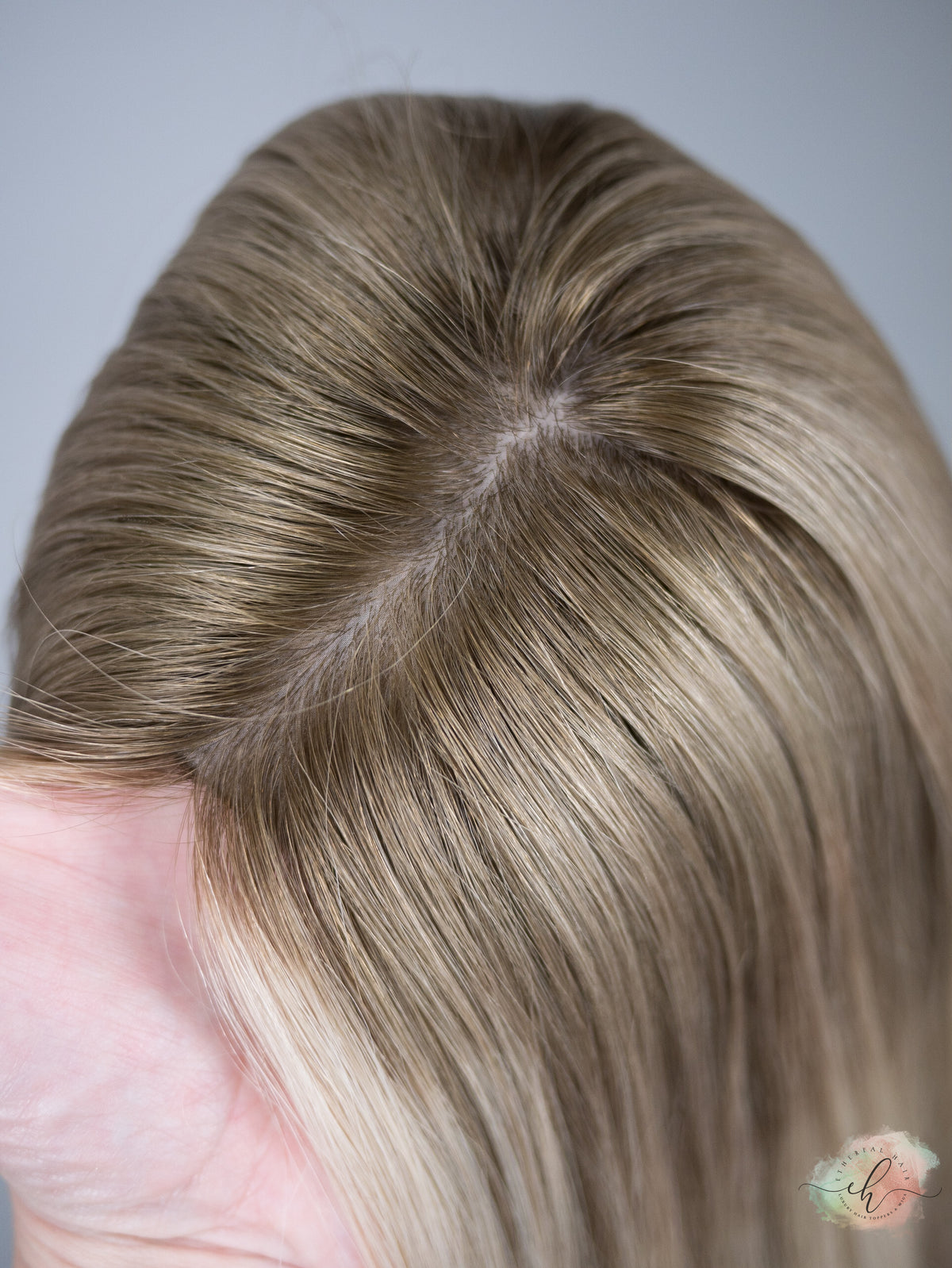 “BEE HAPPY&quot; Exquisite Topper: Silk Top, 9x9, 25&quot;