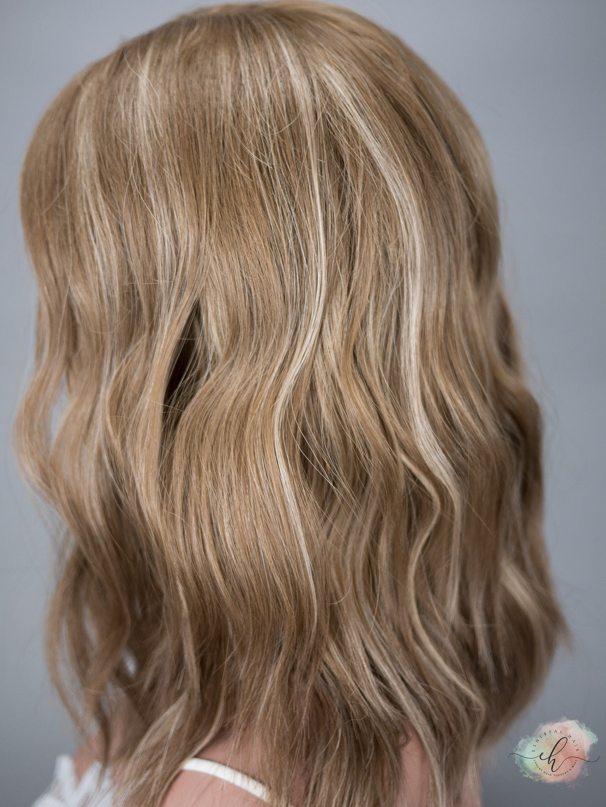 “RHEA&quot; Premium Wig: Lace Top, Sz. M, 16&quot; Inverted Lob