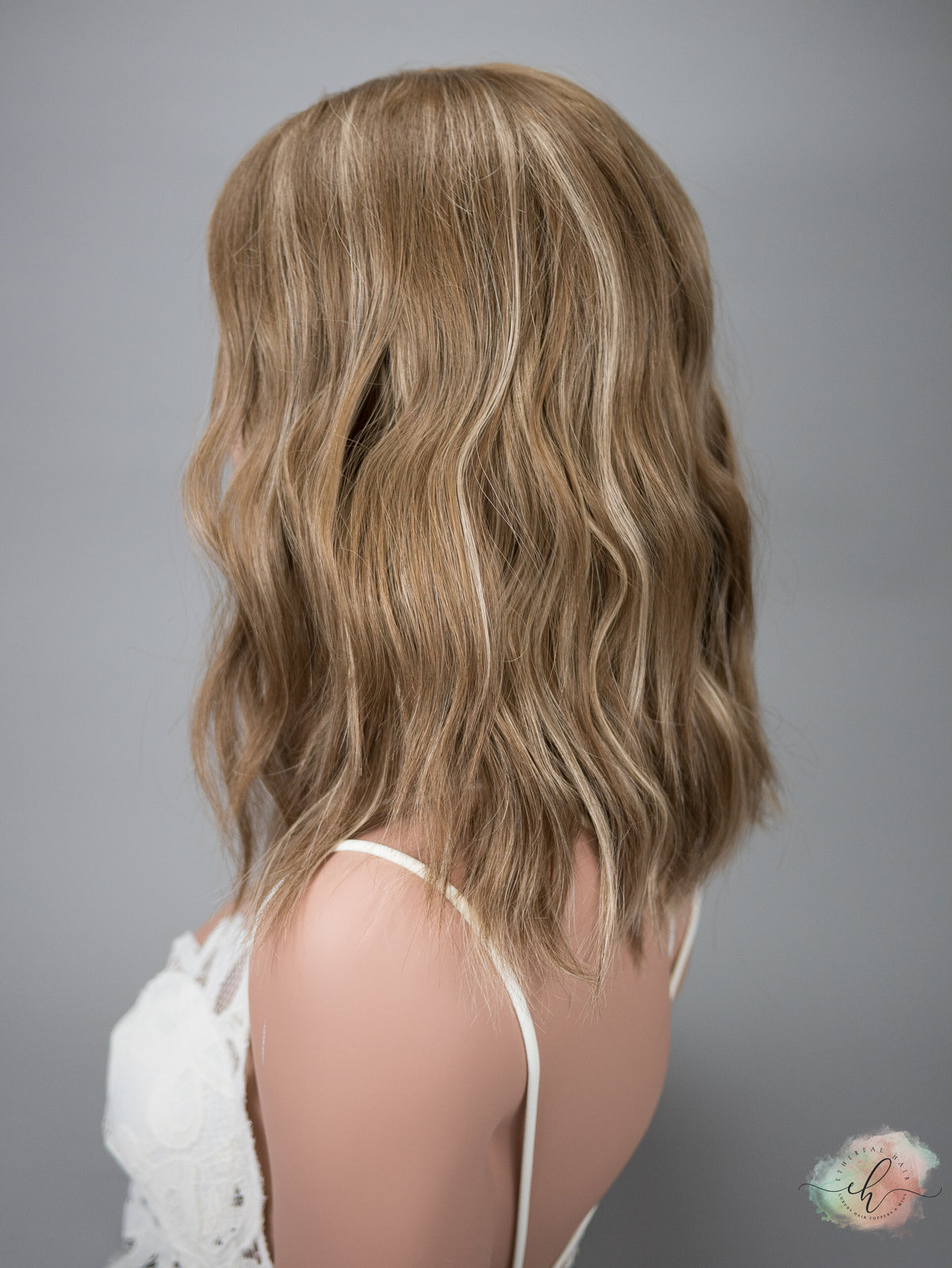 “RHEA&quot; Premium Wig: Lace Top, Sz. M, 16&quot; Inverted Lob