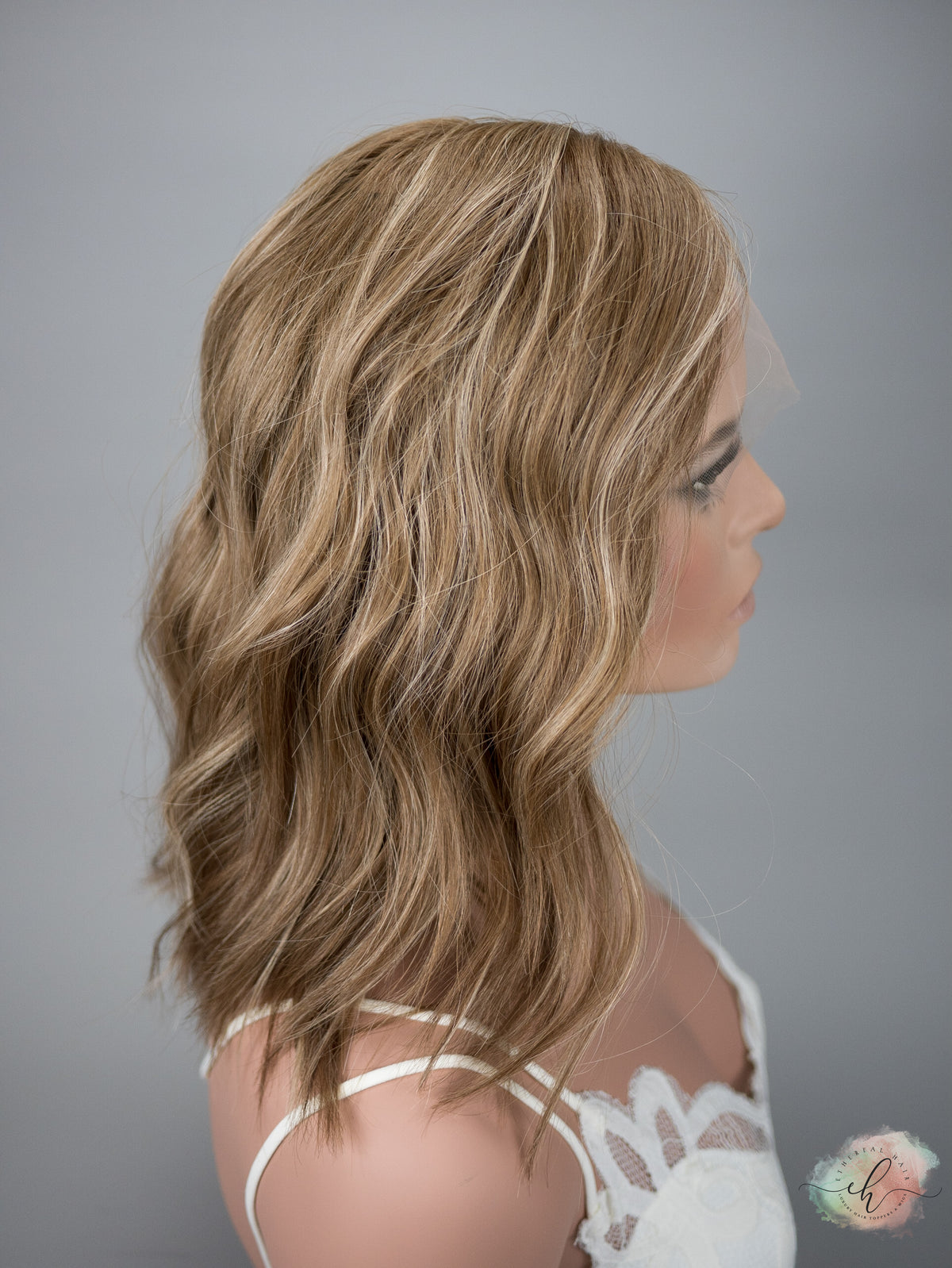 “RHEA&quot; Premium Wig: Lace Top, Sz. M, 16&quot; Inverted Lob