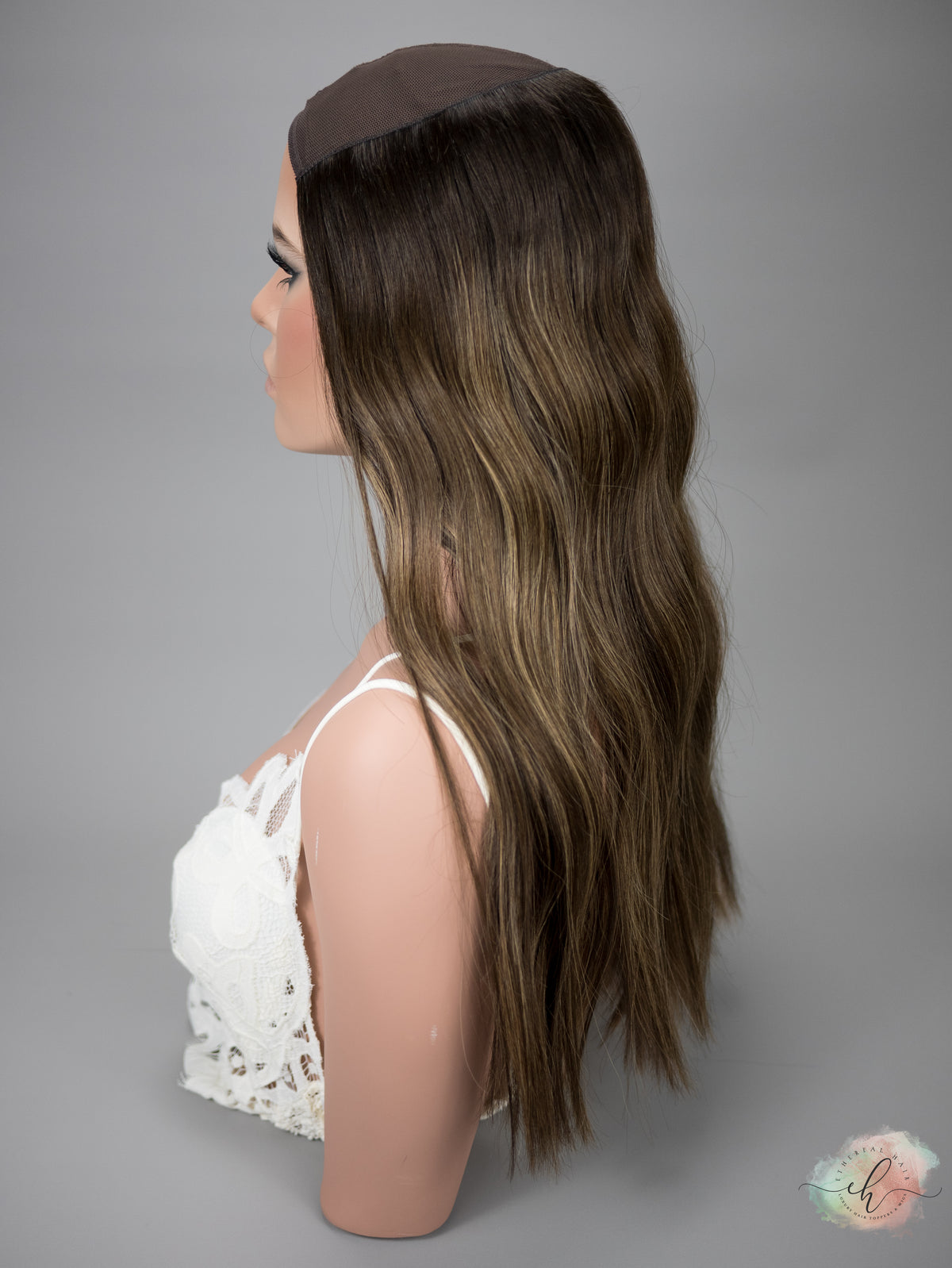 “ELLIE&quot; Premium HAT FALL Wig: Sz. M, 22-23&quot;