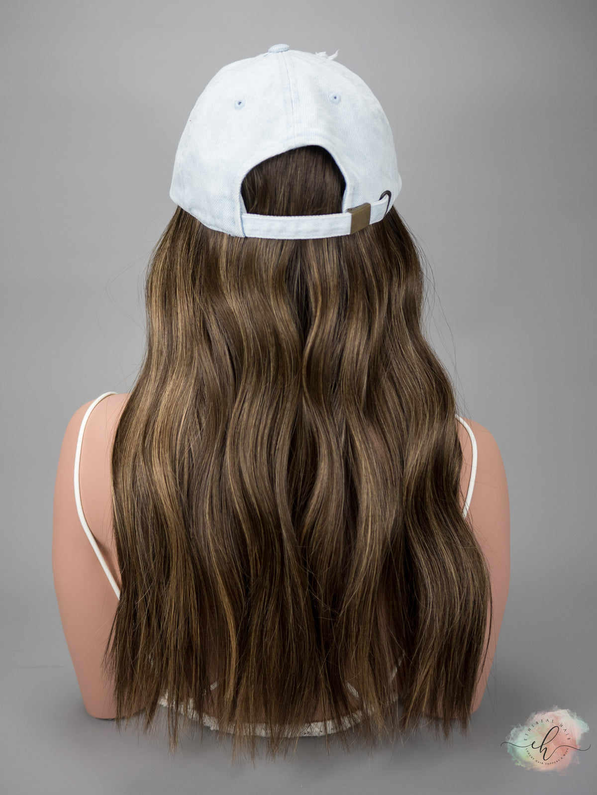 “ELLIE&quot; Premium HAT FALL Wig: Sz. M, 22-23&quot;