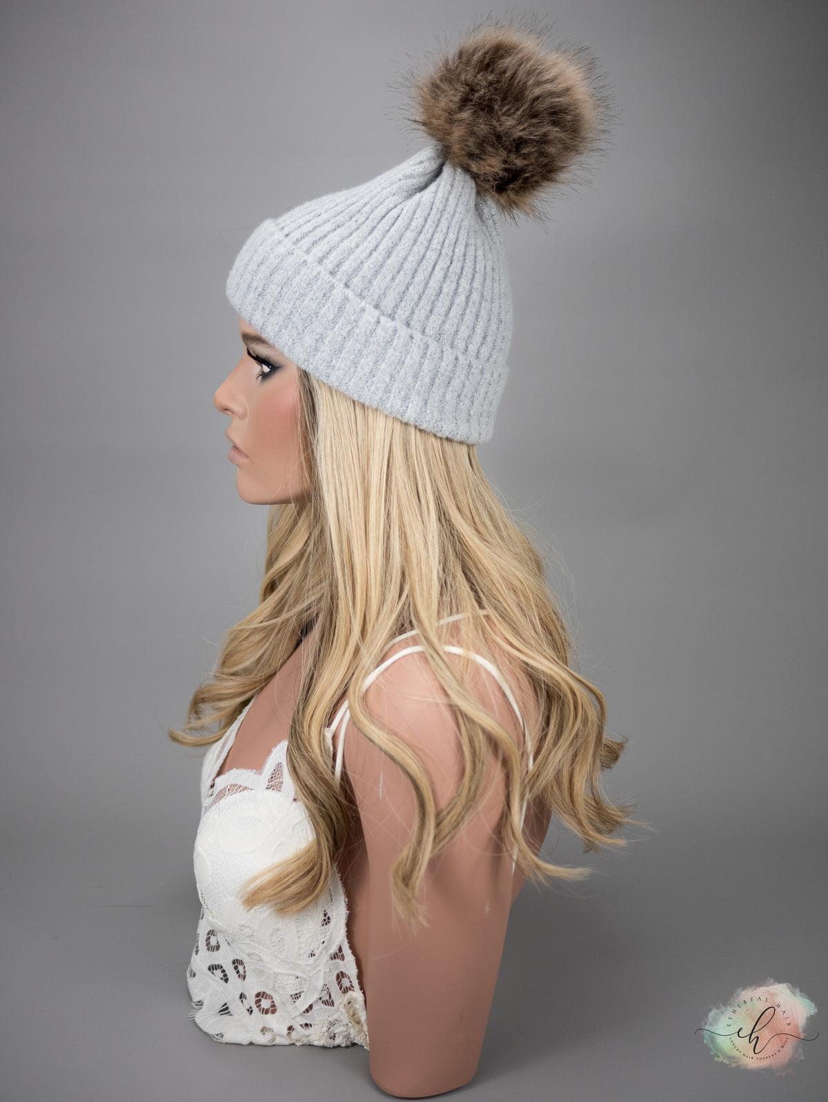 “JOY&quot; Premium HAT FALL Wig: Sz. M, 21&quot;