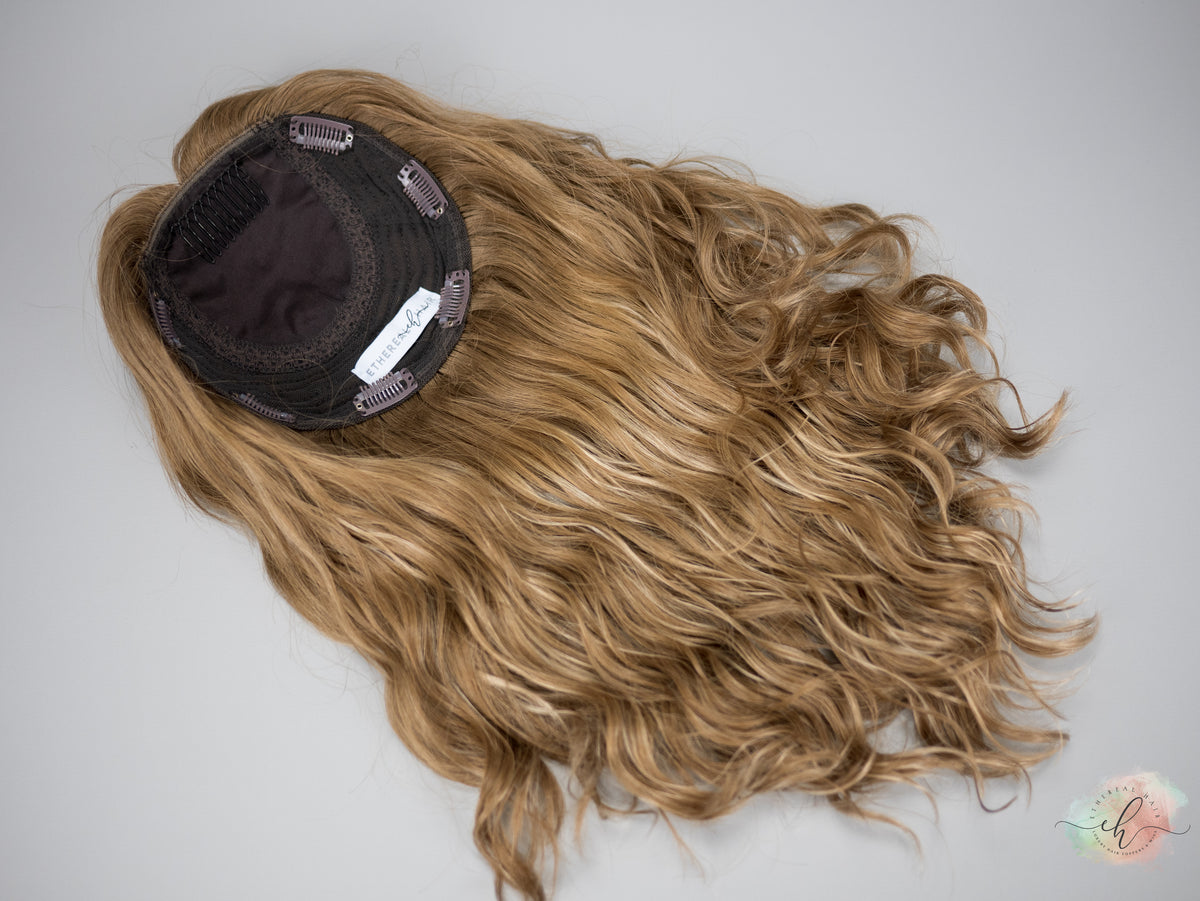 “LIZZY&quot; Premium Topper: Silk Top, 8x8, 17&quot;, WAVY