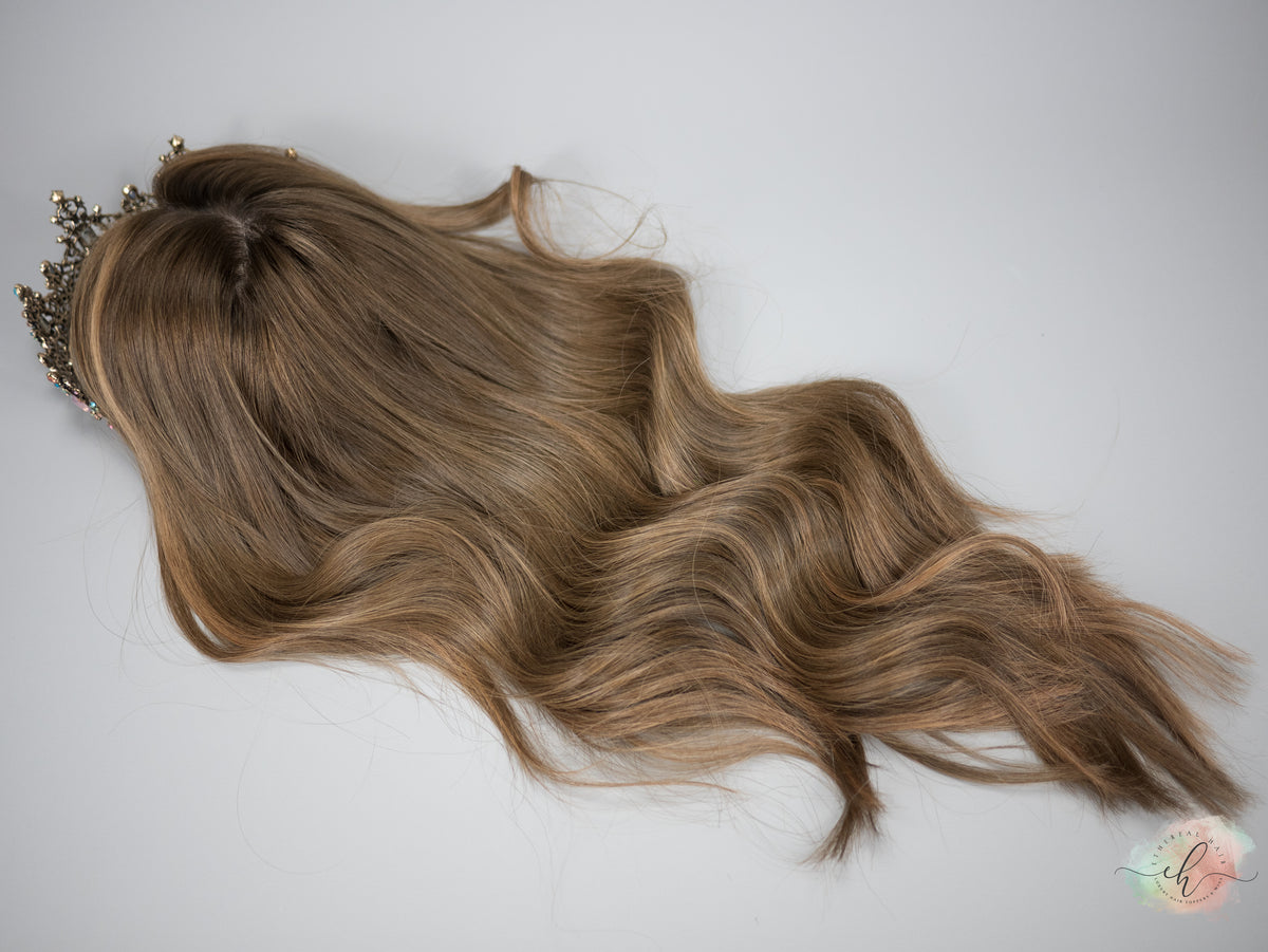 “ALWAYS CLASSY&quot; Exquisite Topper: Silk Top, 8x8, 23&quot;