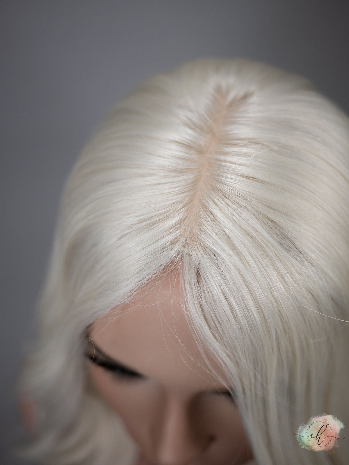 “SNOW&quot; Premium Topper: Silk Top, 8x8, 18&quot;