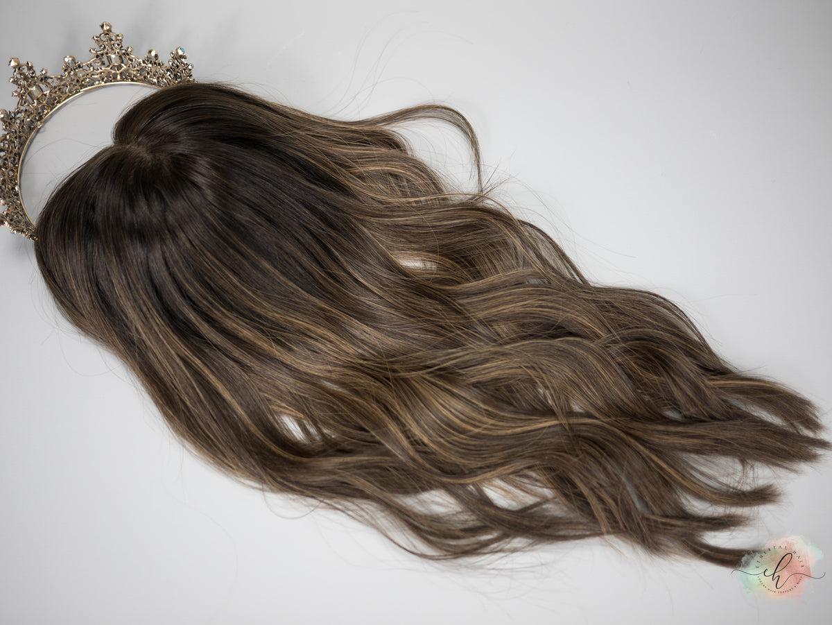 “ANDIE&quot; Premium Topper: Closed Lace Top, 8x8, 20&quot;