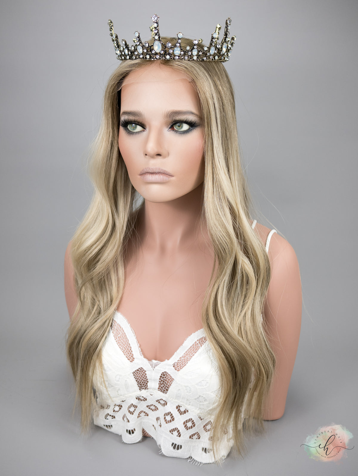 “SUN DRENCHED&quot; Exquisite Topper: Lace Top, 8x8, 24&quot;