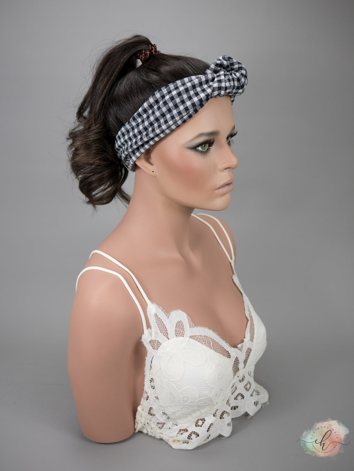 “RHIANNON HIGHLIGHT&quot; Premium Pony Wig: Sz. S, 22&quot;