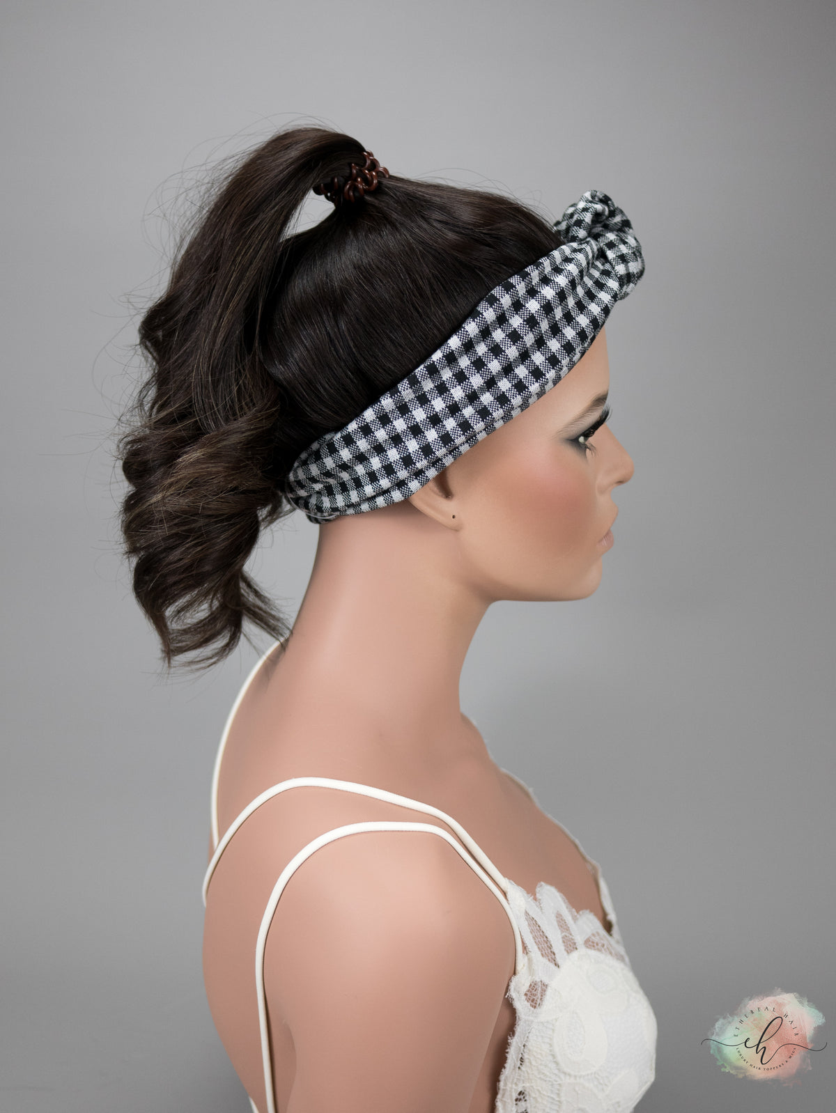 “RHIANNON HIGHLIGHT&quot; Premium Pony Wig: Sz. S, 22&quot;