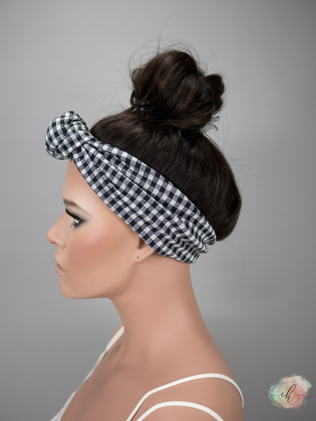 “RHIANNON HIGHLIGHT&quot; Premium Pony Wig: Sz. S, 22&quot;