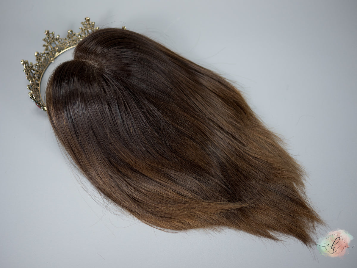 “BROWN SUGAR&quot; Exquisite Wig: Lace Top, Fully Handtied, Sz. S/M, 15&quot; Long Bob