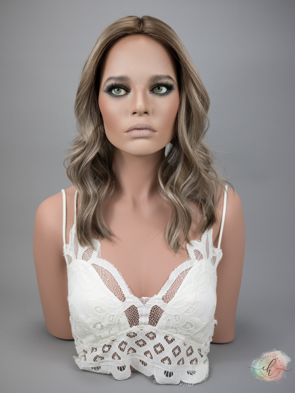 “DOO WOP&quot; Exquisite Topper: Silk Top, 8x8, 17-18&quot;