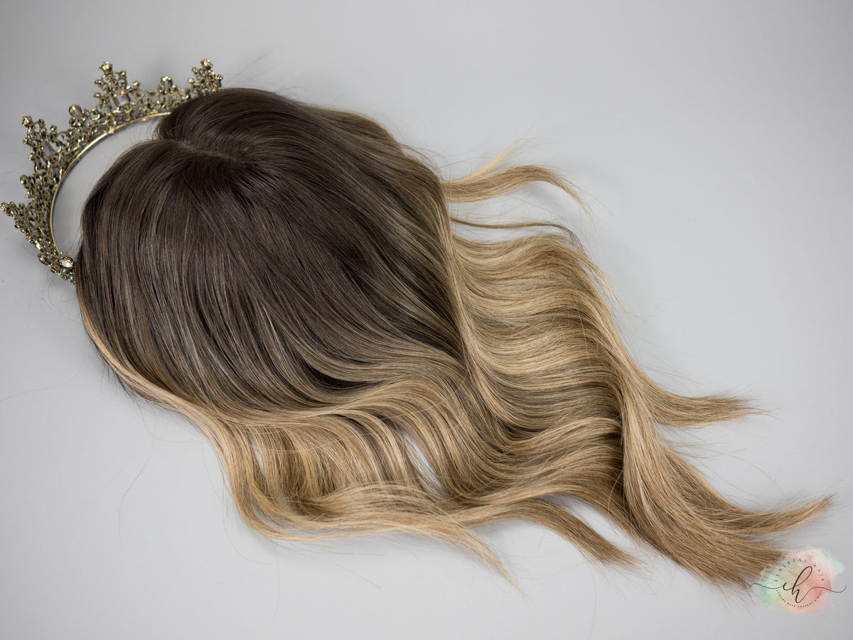 “NADIA&quot; Premium Topper: Closed Lace Top, 8x8, 17-18&quot;