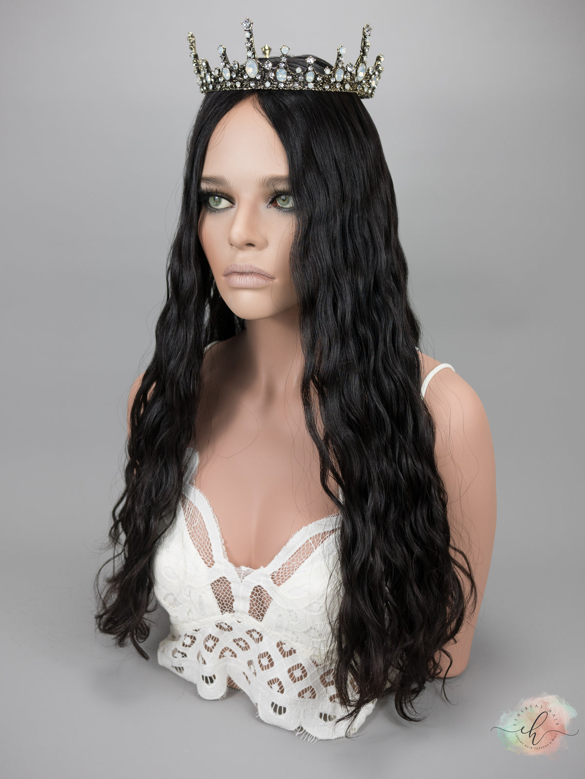 “RAVEN&quot; Premium Topper: Silk Top, 9x9, 26&quot;, Curly