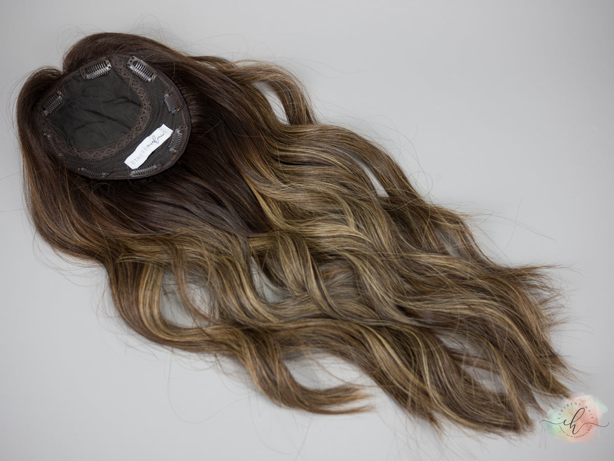 “LARK BALAYAGE&quot; Premium Topper: Silk Top, 6x7, 21&quot;