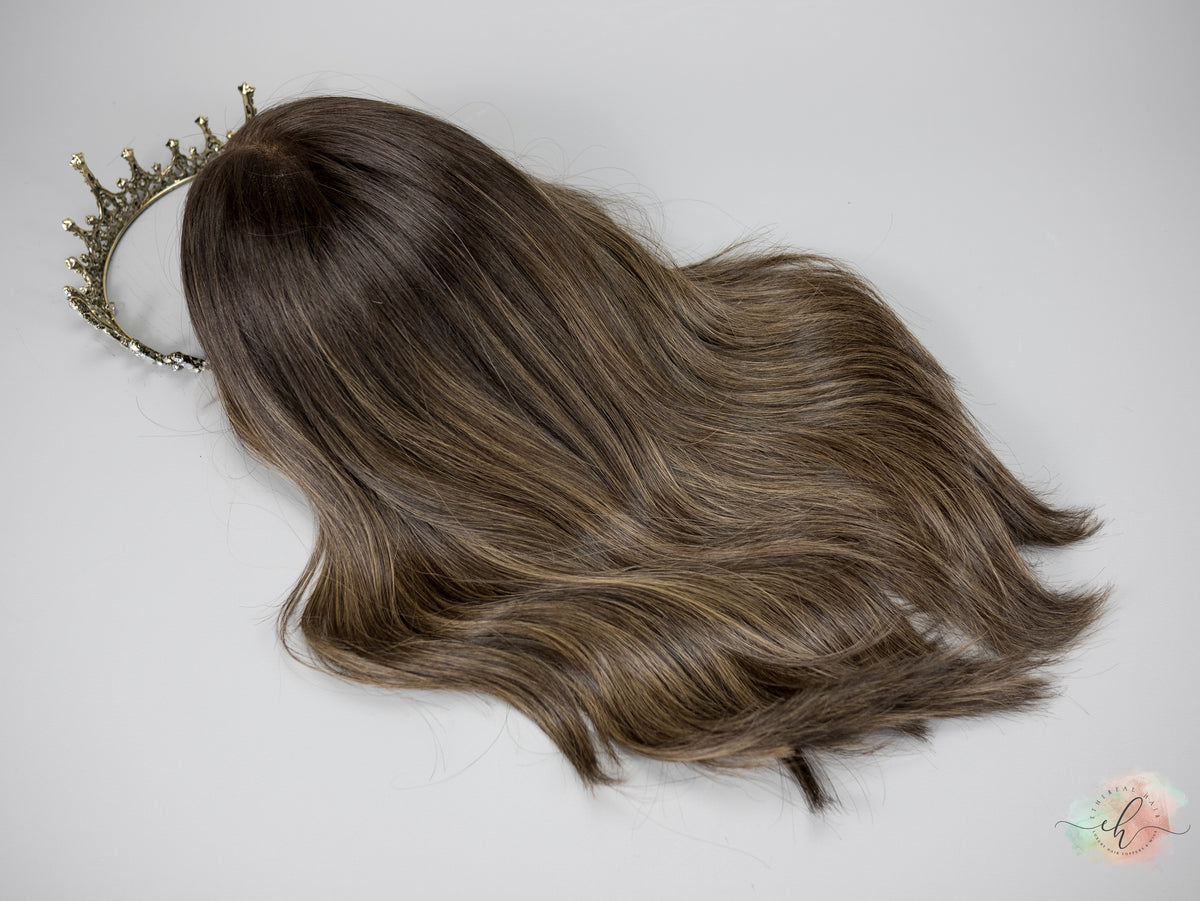 “TERRA&quot; Premium Wig: Lace Top, Fully Handtied, Sz. S/M, 19&quot;