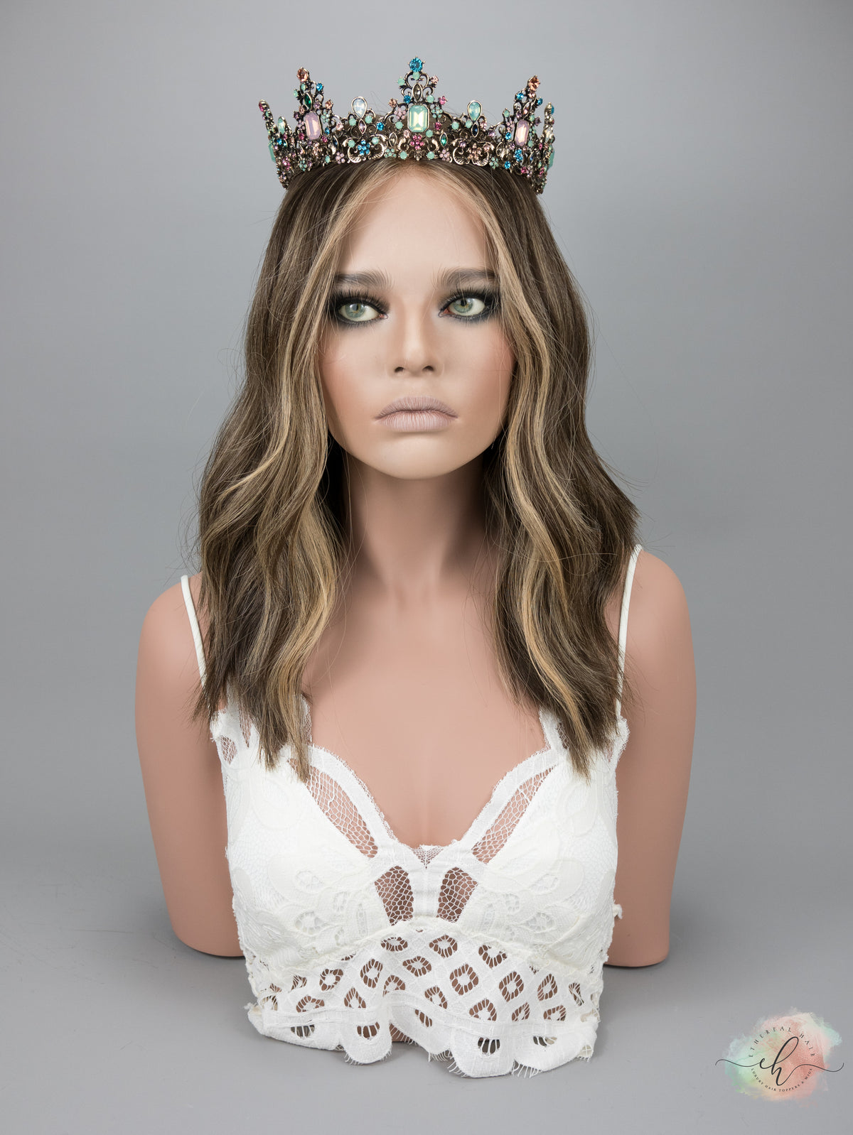 SAMPLE SALE “JACKIE" Premium Wig: Lace Top, Fully Handtied, Sz. S, 18"