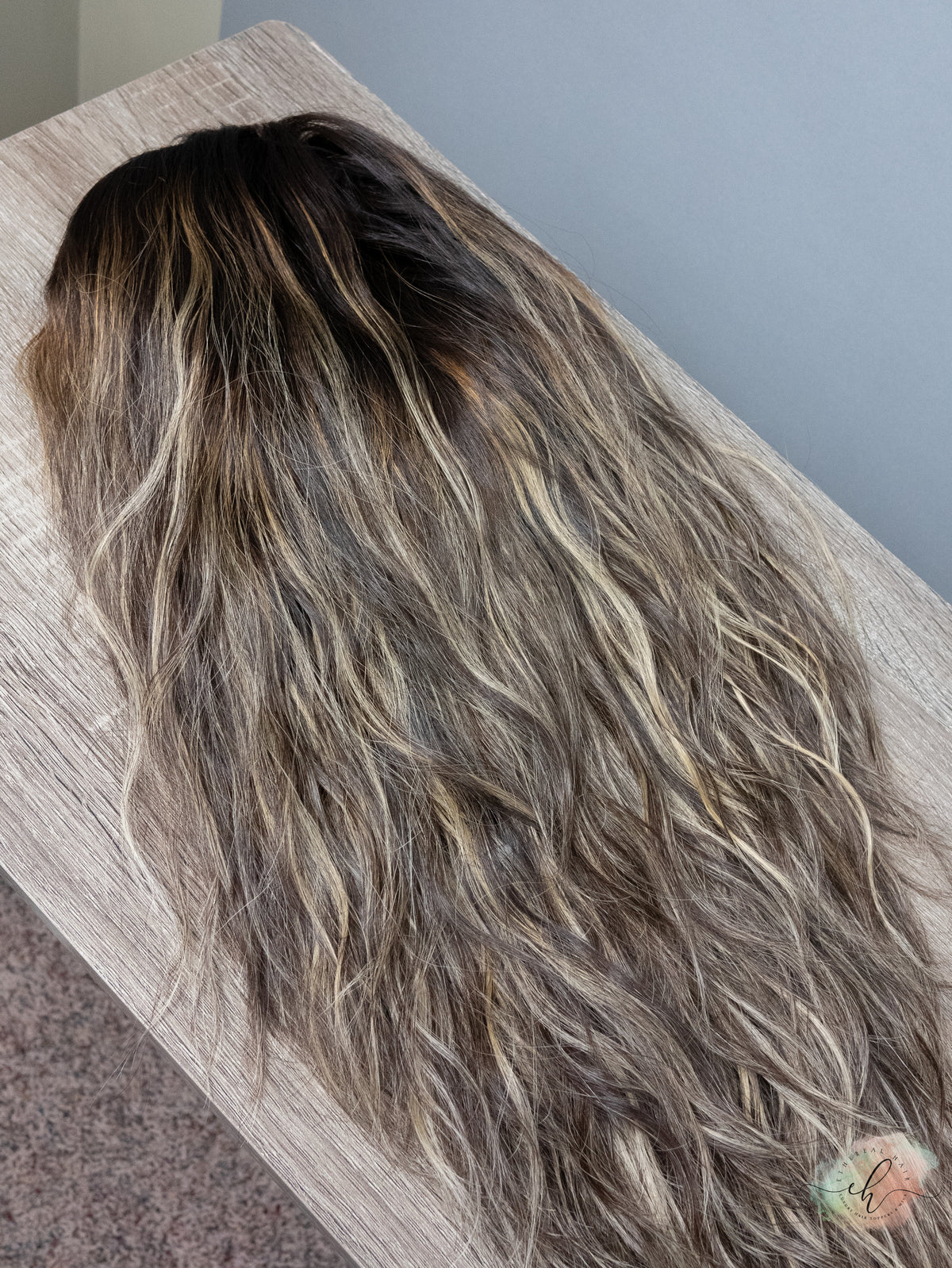 &quot;LARK&quot; Premium Pony Wig: Sz. M, 25&quot;, Wavy