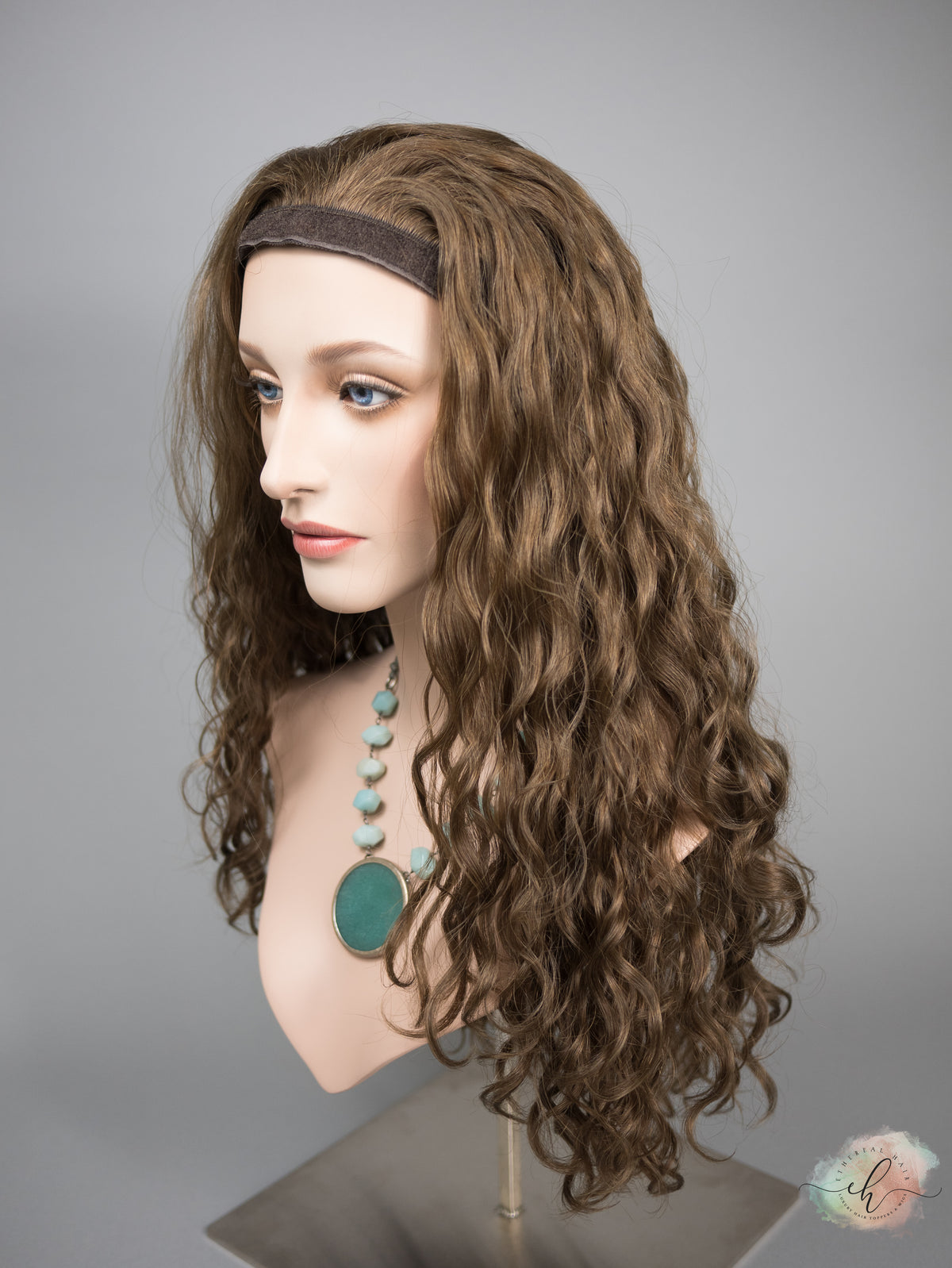 “KIRA" Premium Pony Wig: Sz. M, 24", Curly