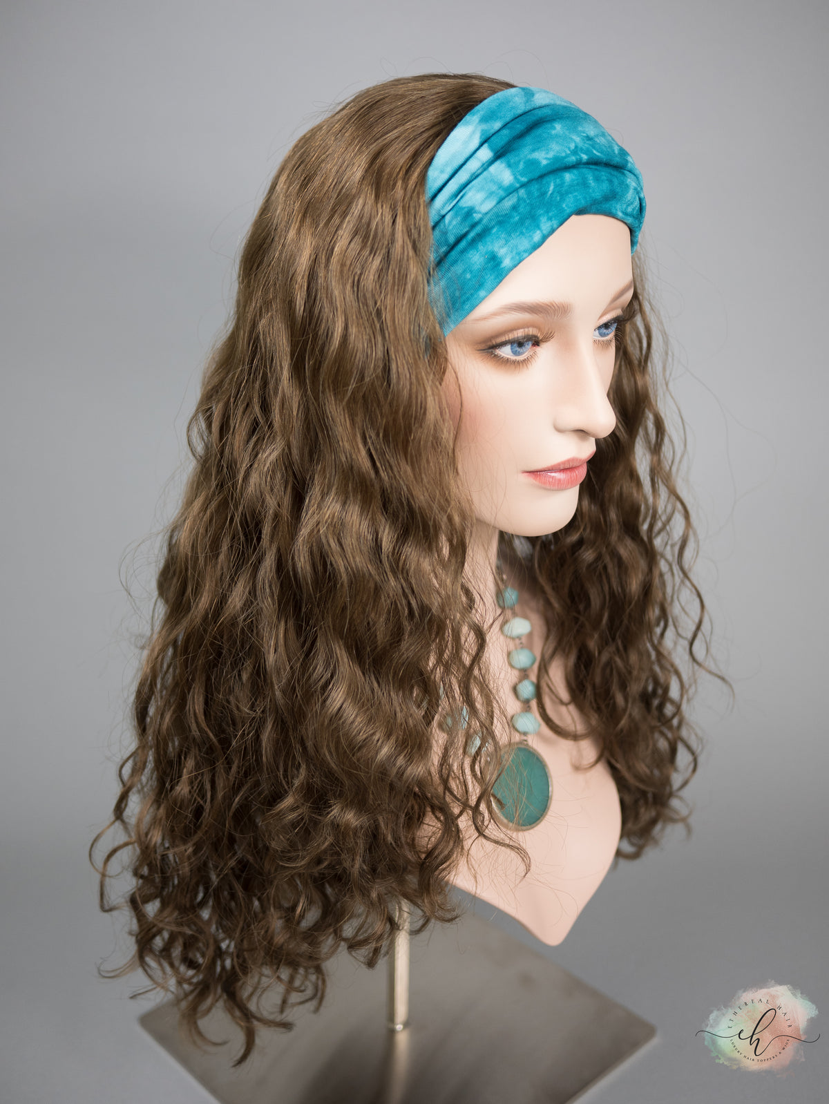 “KIRA" Premium Pony Wig: Sz. M, 24", Curly