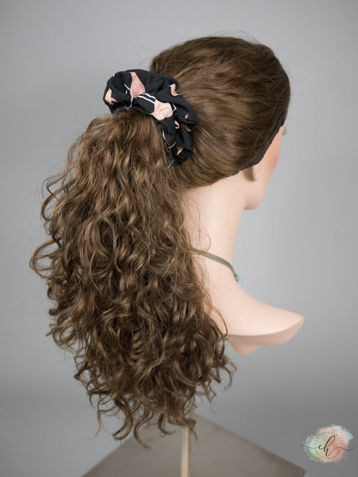 “KIRA" Premium Pony Wig: Sz. M, 24", Curly