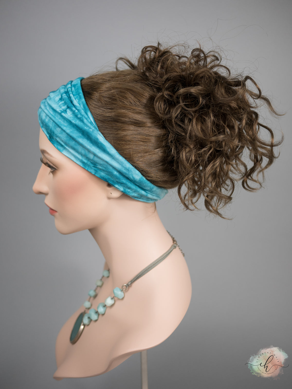 “KIRA" Premium Pony Wig: Sz. M, 24", Curly