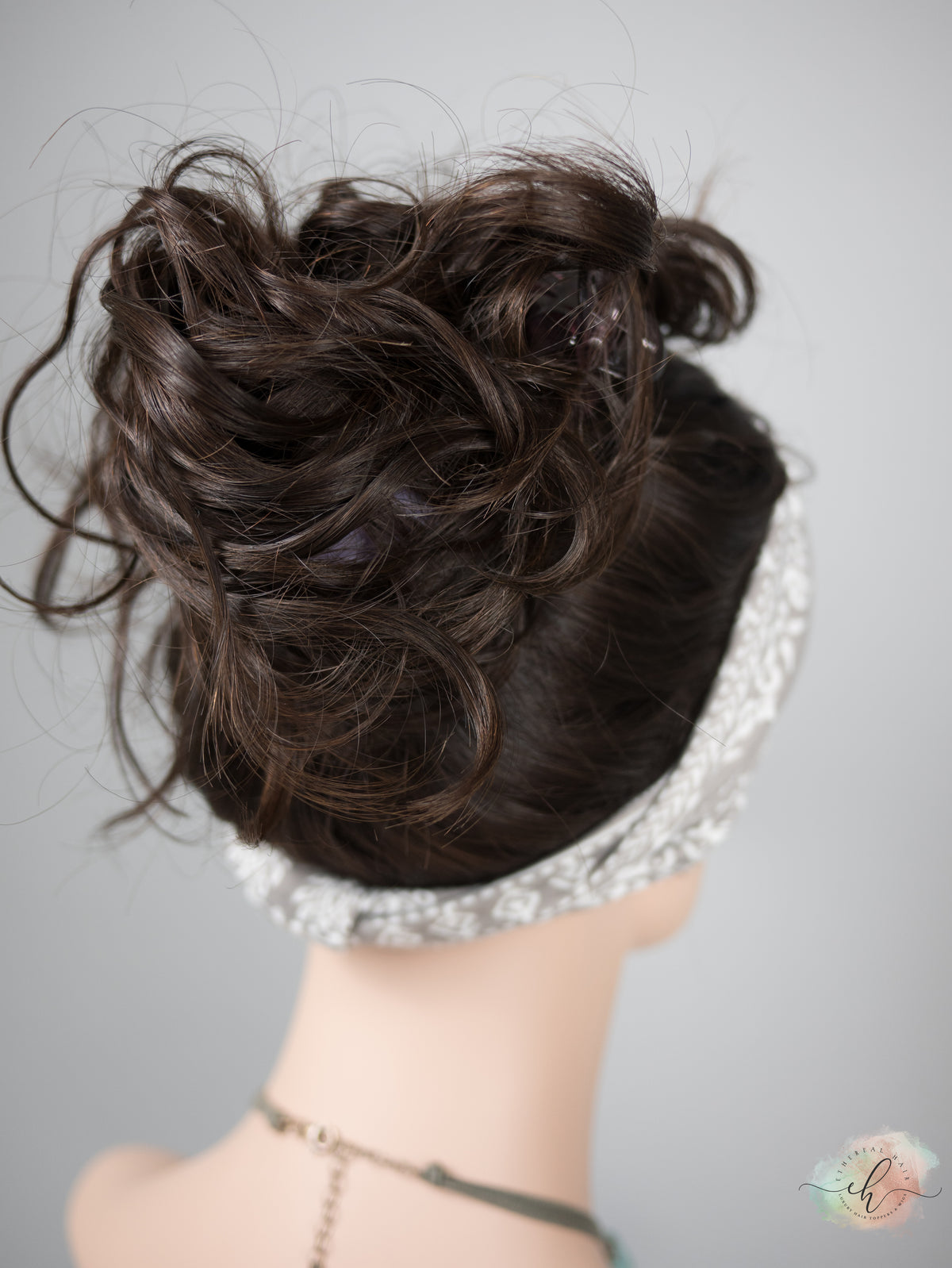 “LUNA" Premium Pony Wig: Sz. S, 20-21", Wavy