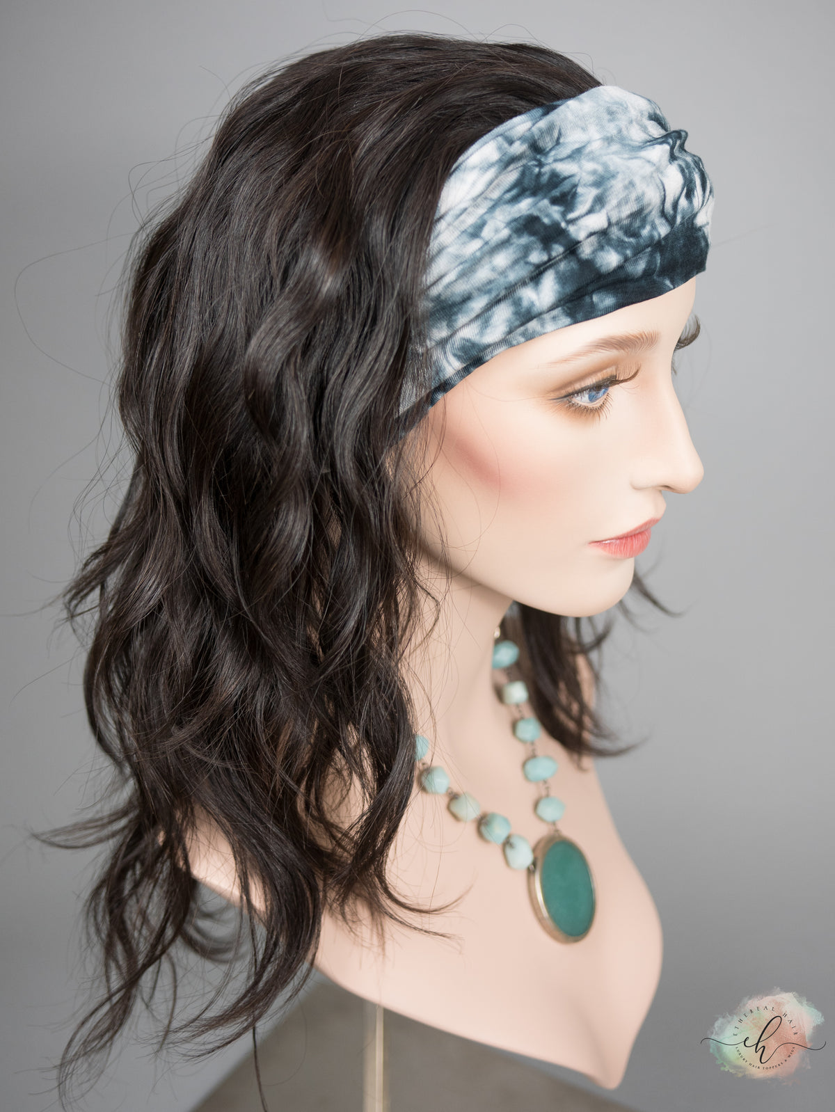 “RHIANNON" Premium Pony Wig: Sz. M, 20", Wavy