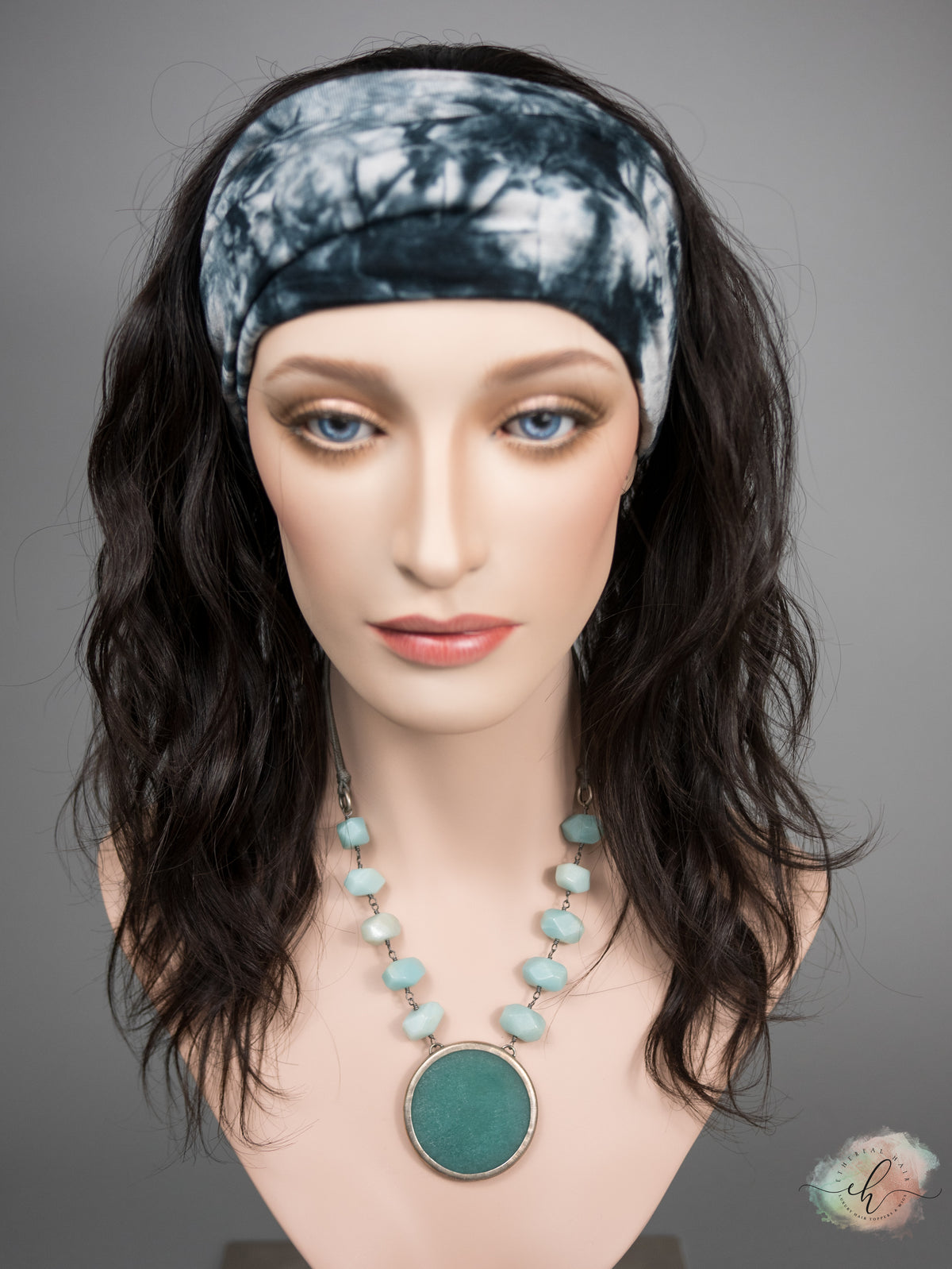 “RHIANNON" Premium Pony Wig: Sz. M, 20", Wavy
