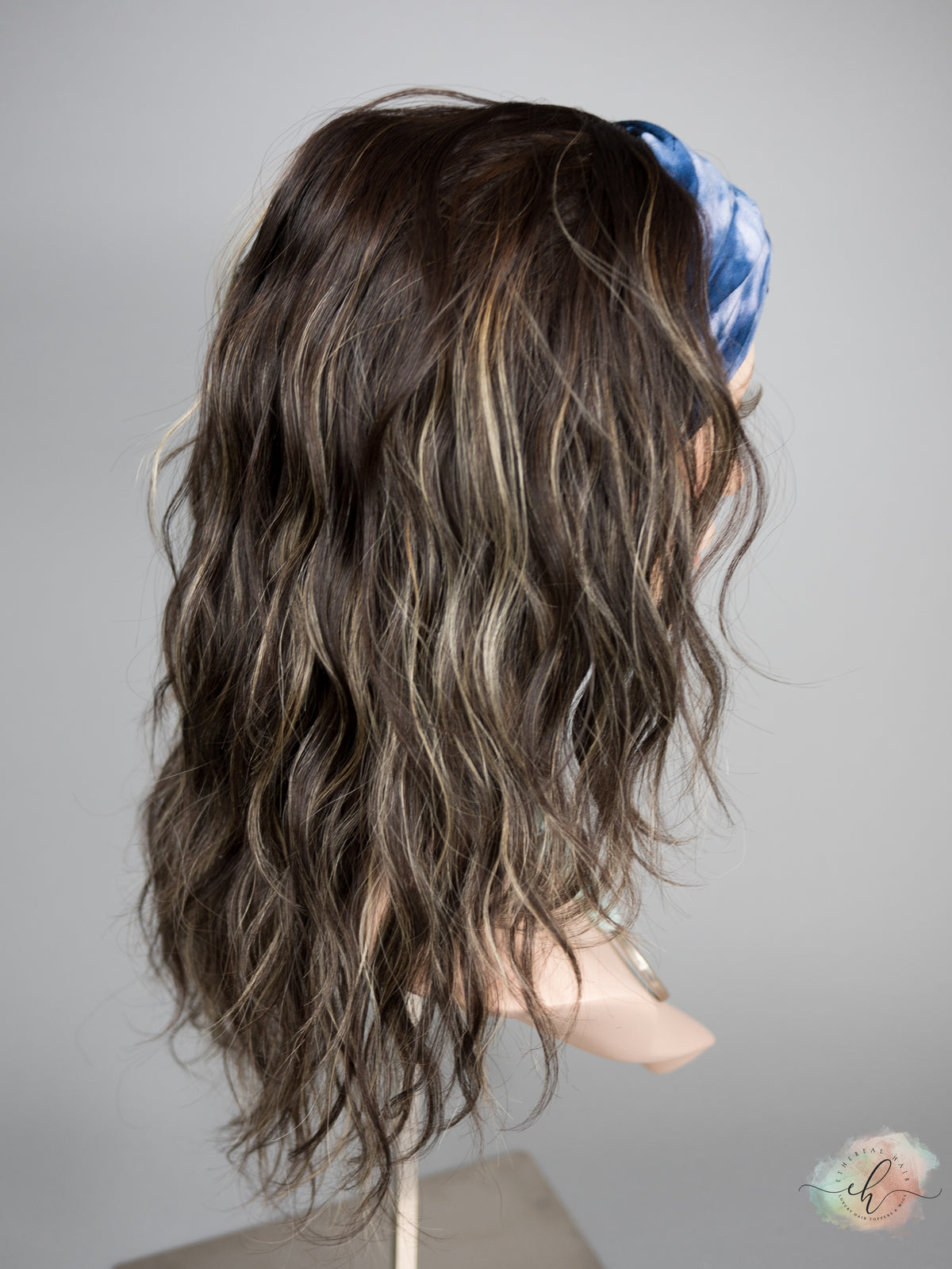 “LUNA" Premium Pony Wig: Sz. M, 20", Wavy