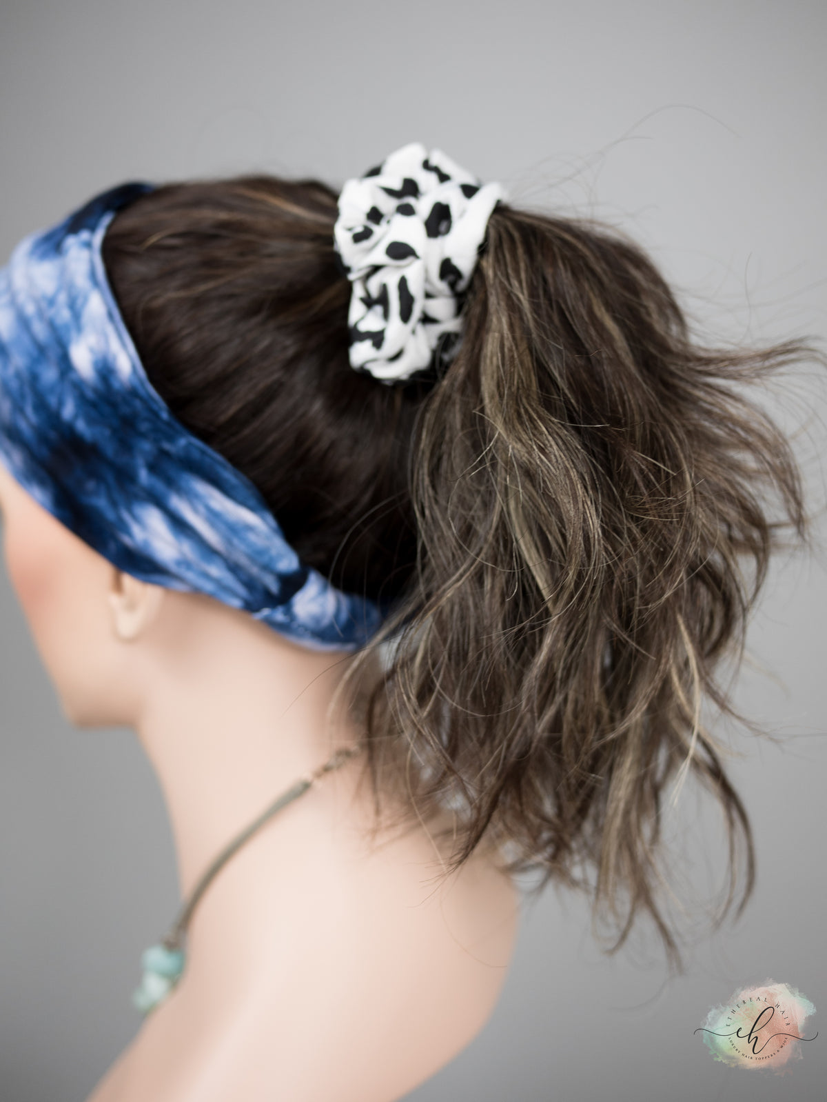 “LUNA" Premium Pony Wig: Sz. M, 20", Wavy