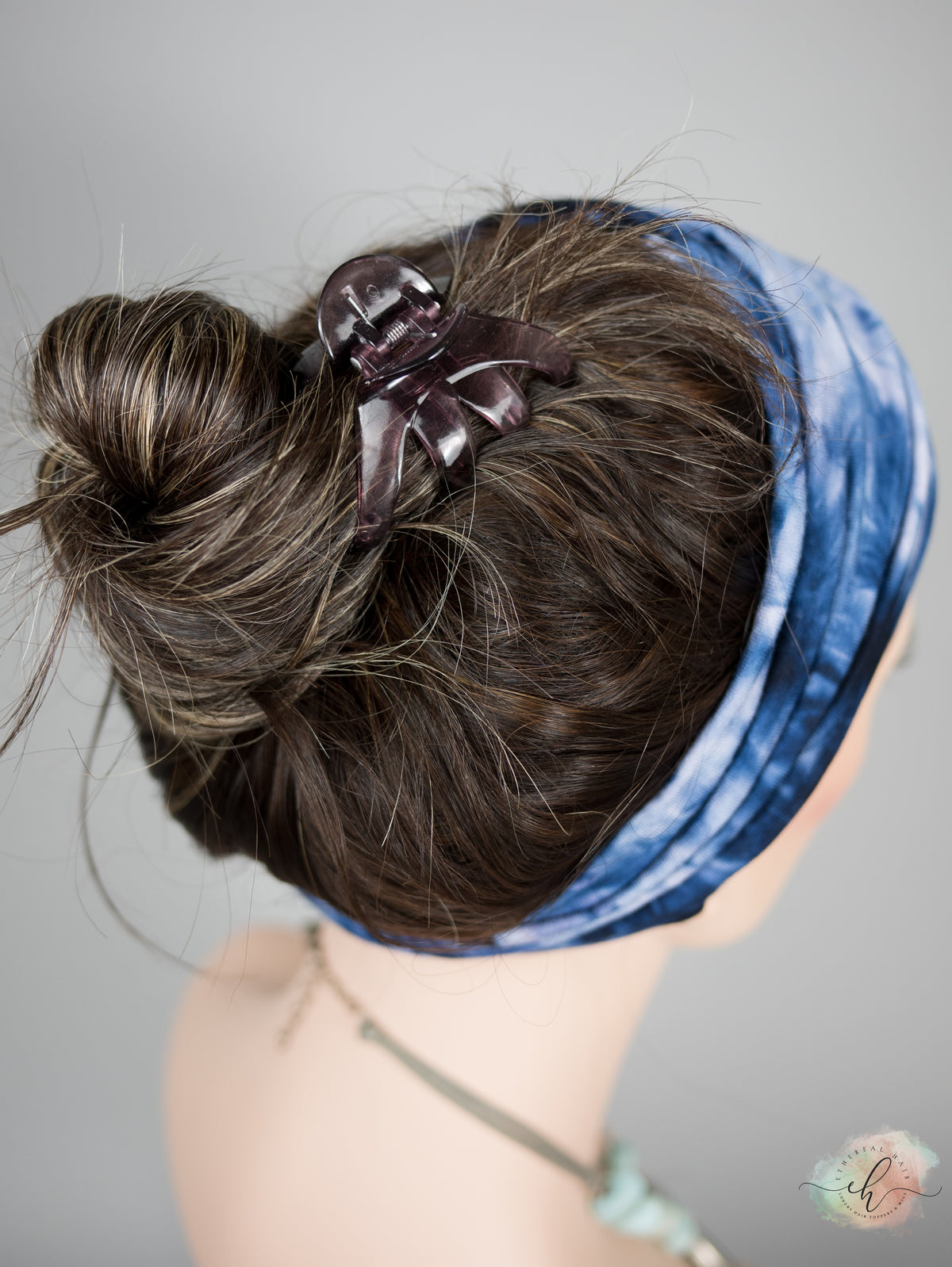 “LUNA" Premium Pony Wig: Sz. M, 20", Wavy