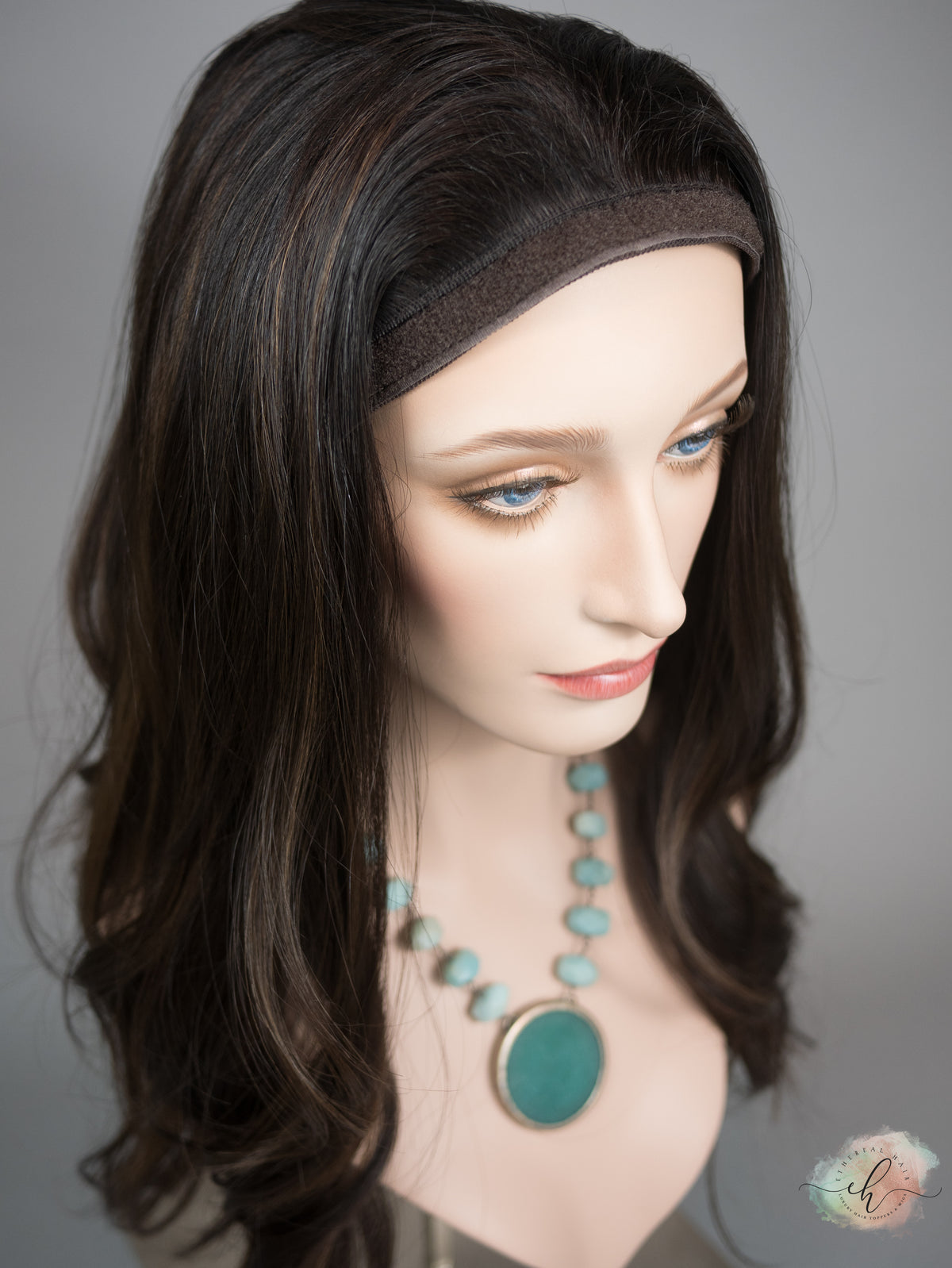 “LARK" Premium Pony Wig: Sz. M, 24"
