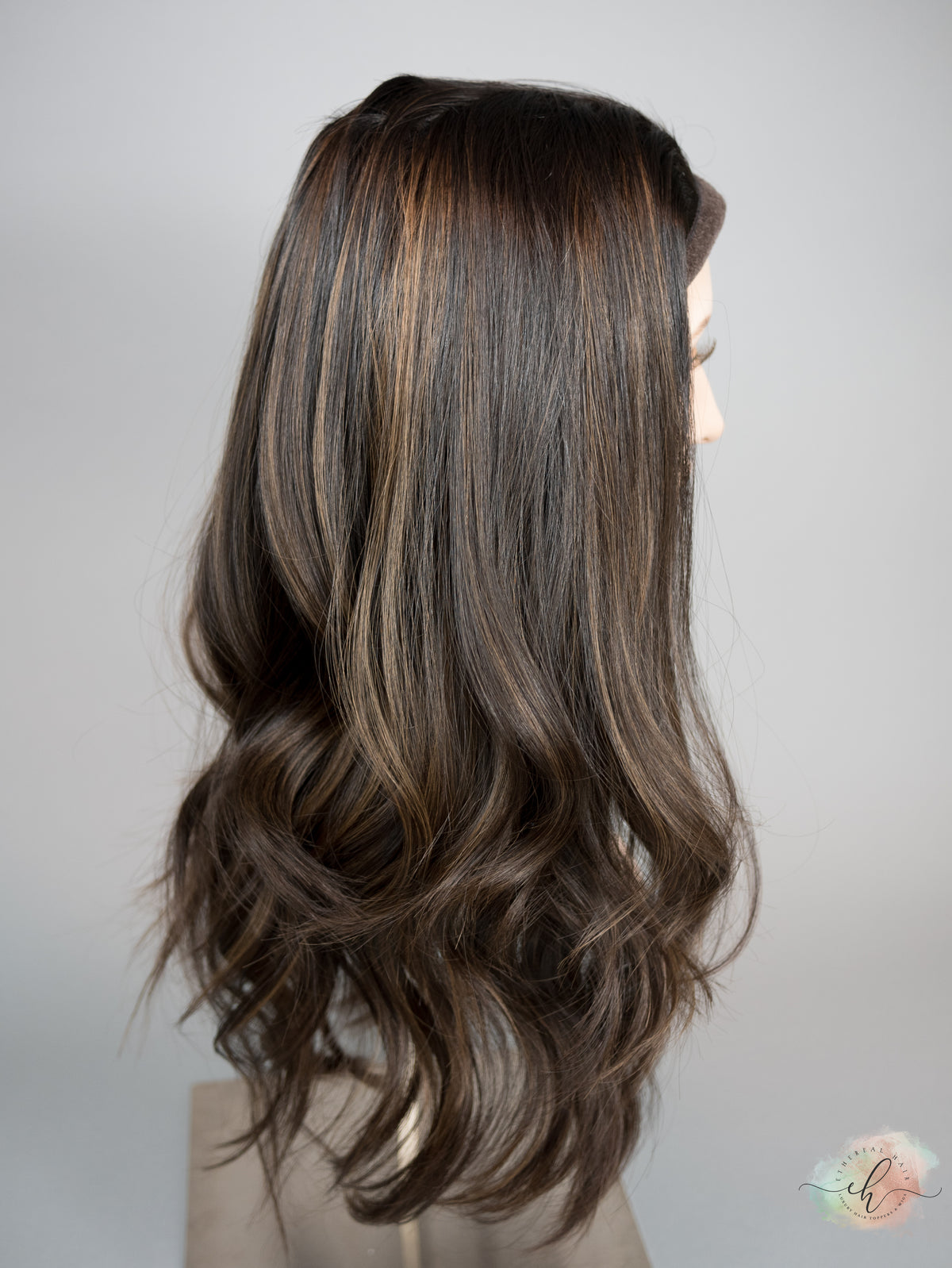 “LARK" Premium Pony Wig: Sz. M, 24"
