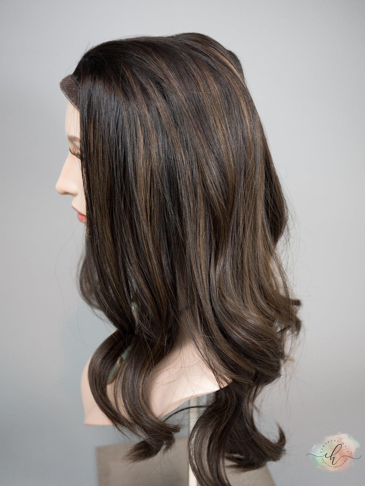 “LARK" Premium Pony Wig: Sz. M, 24"