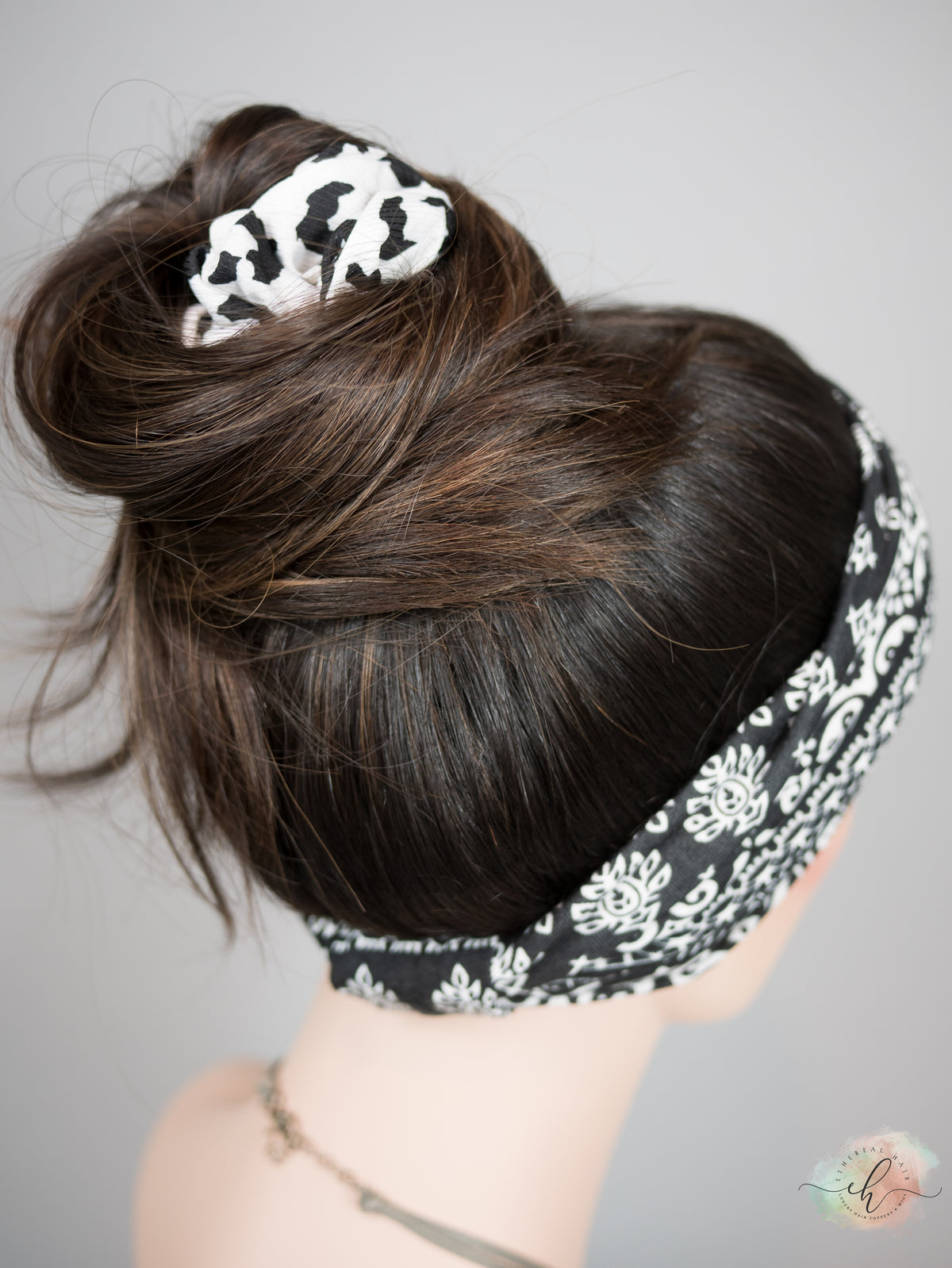 “LARK" Premium Pony Wig: Sz. M, 24"